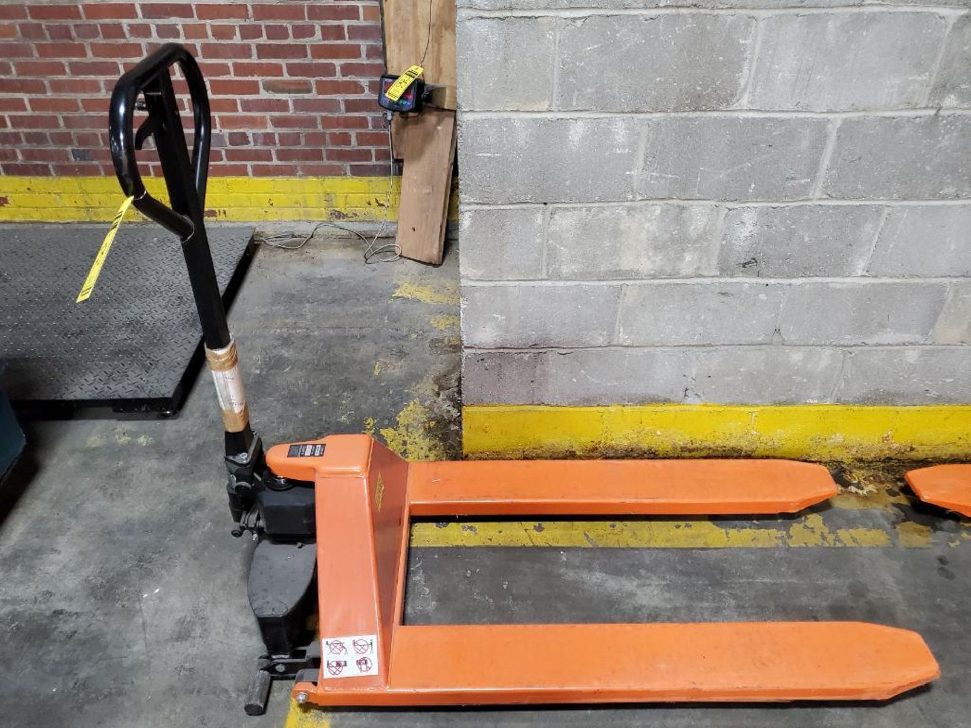 Zenith 2,200 Lb. Scissor Lift Pallet Jack, Slow/Fast Lift Function