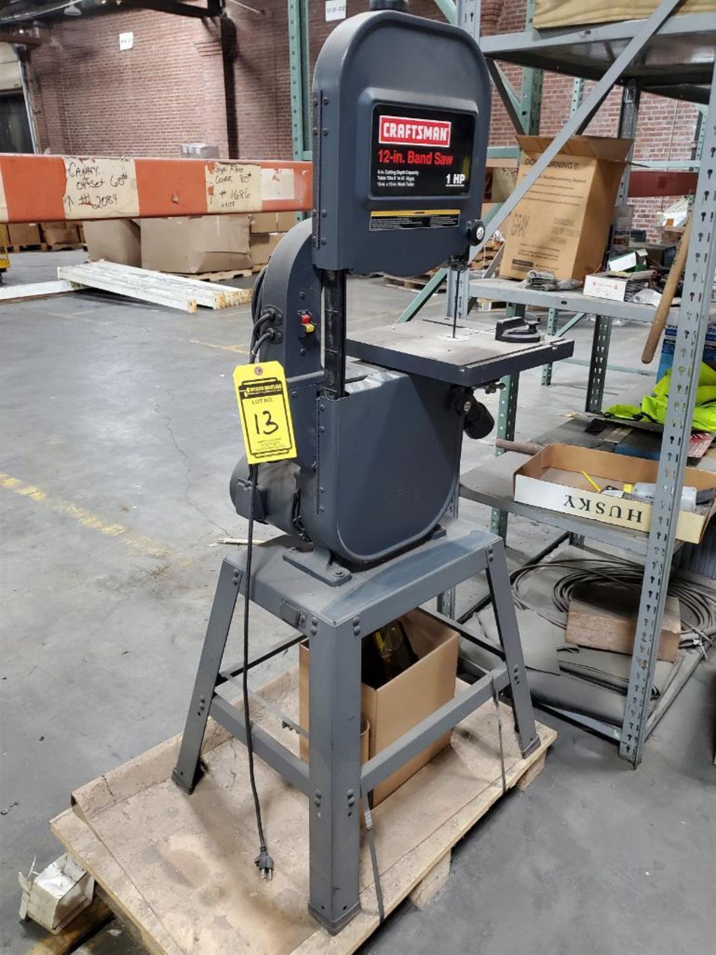 Craftsman 12" Vertical Bandsaw, 5" Depth Capacity, 13" X 13" Contour Table, 1 Hp, 12" Throat - Image 3 of 7