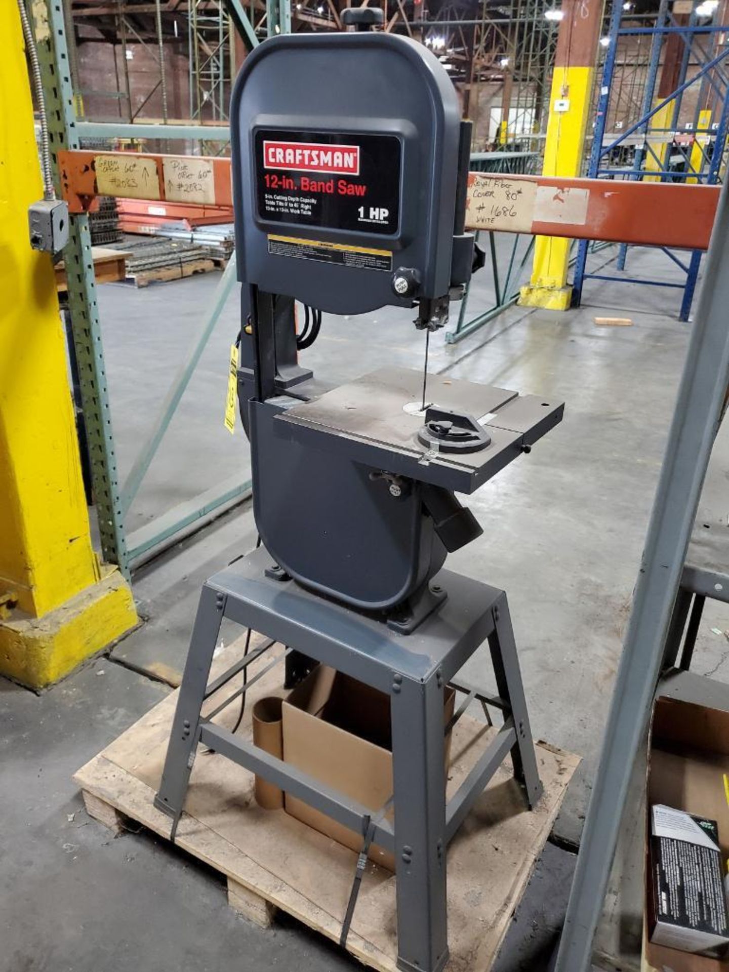 Craftsman 12" Vertical Bandsaw, 5" Depth Capacity, 13" X 13" Contour Table, 1 Hp, 12" Throat - Image 2 of 7