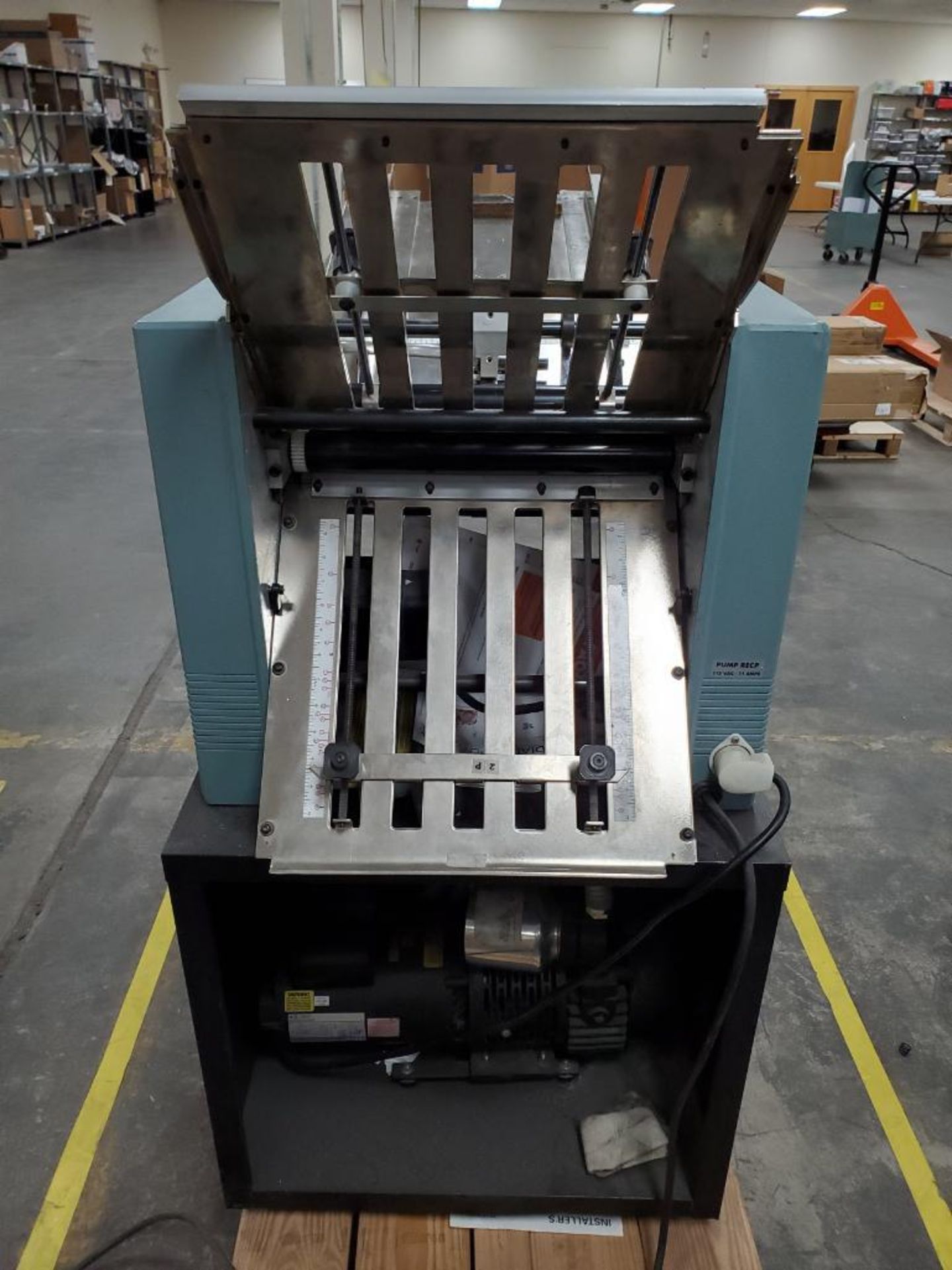 Baum 714 Ultrafold Folding Machine, 2-Fold & Double Letter Fold, 1 Hp - Image 4 of 8