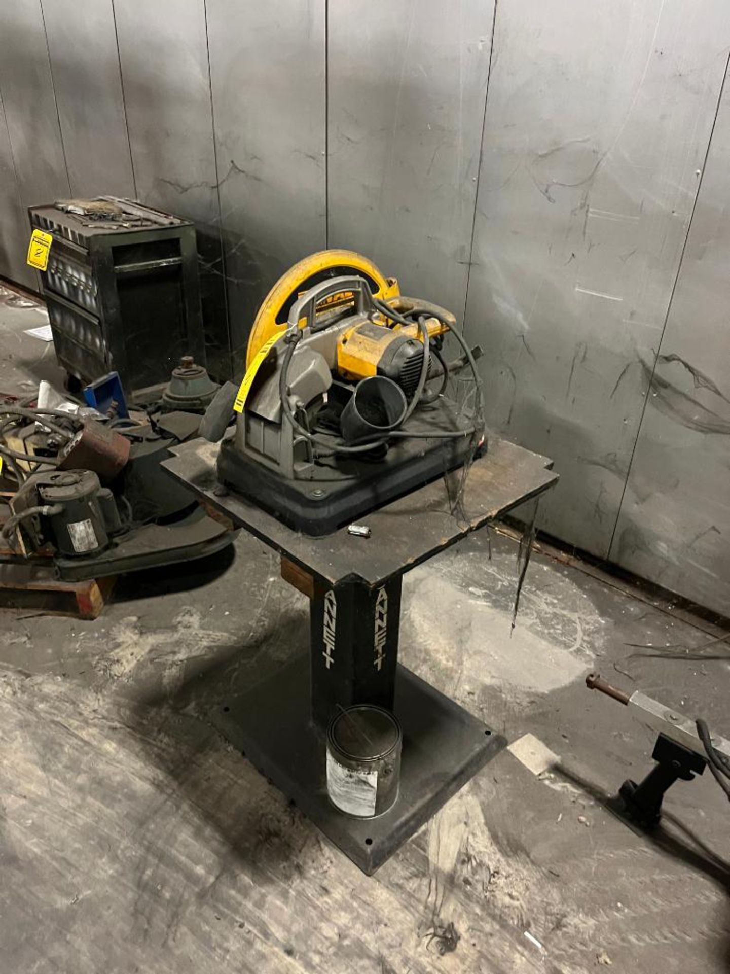 Dewalt 14" Chop Saw, 1" Arbor, Gannett Pedestal Stand