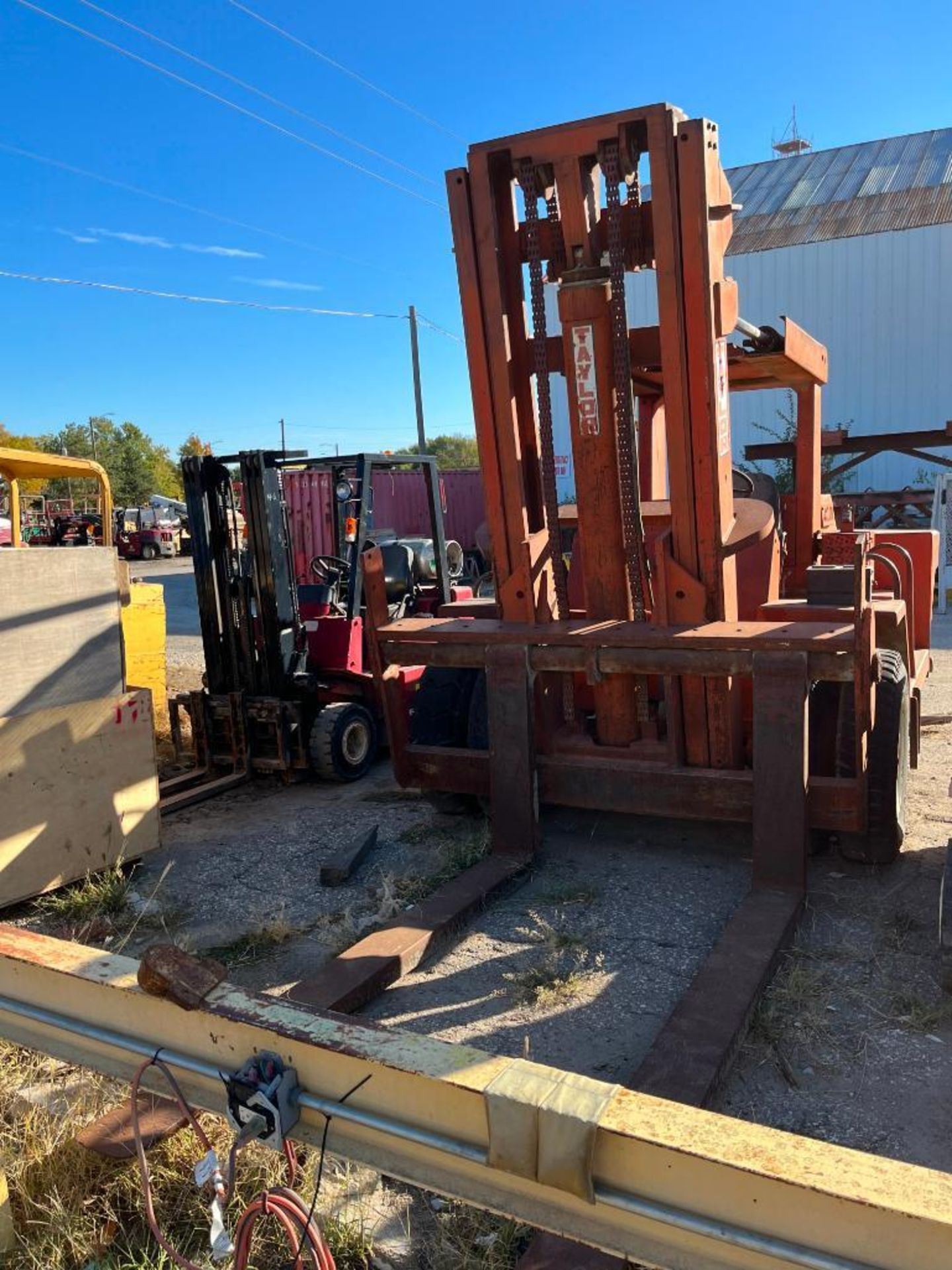 Taylor Pneumatic Tires Y-22W-W0, 24-1N-LC-22,000, S/N 5432, 8,733 Hrs., Forks 96" x 6", Detroit Dies - Image 6 of 10