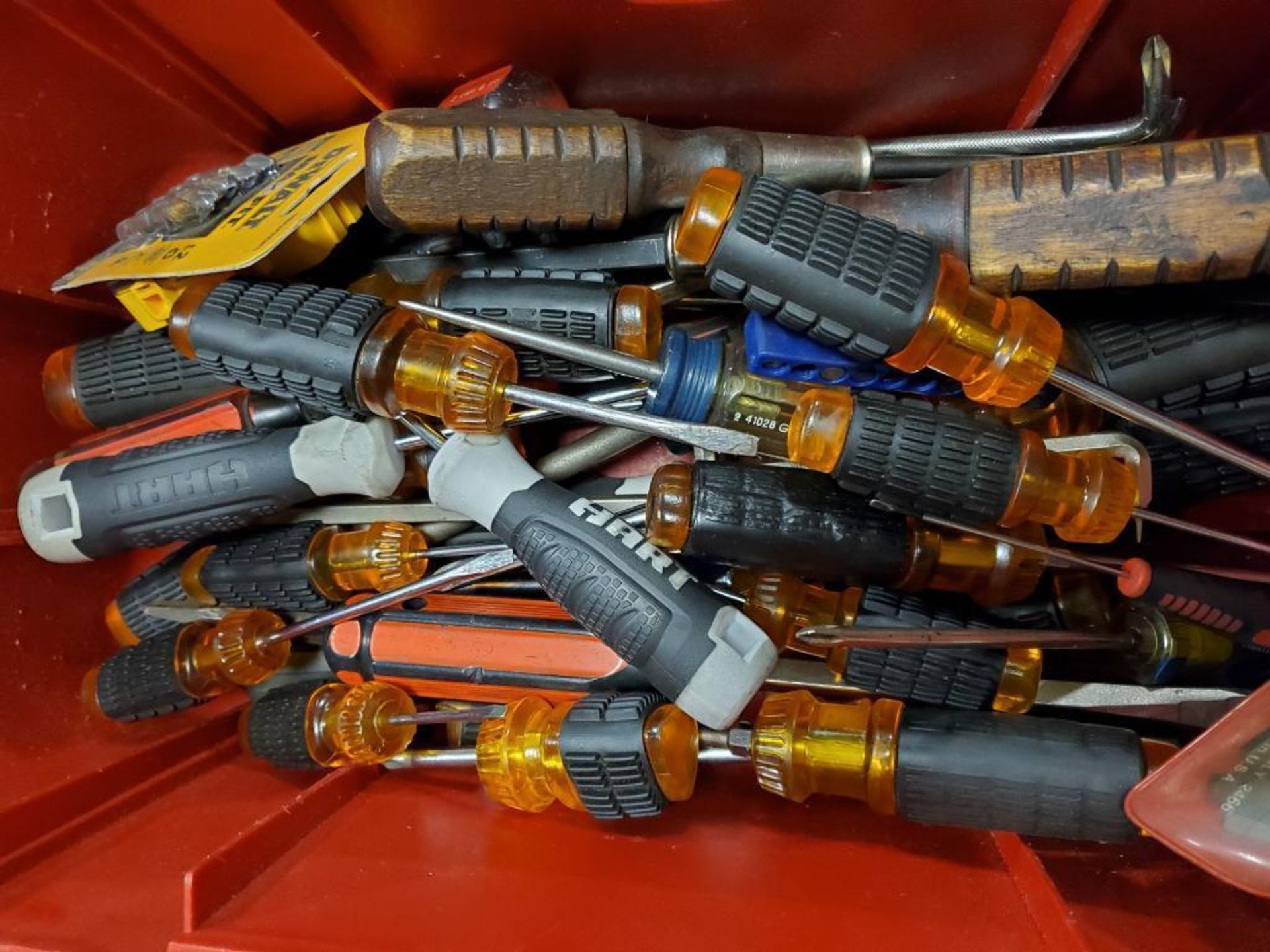 Assorted Screwdrivers in Toolbox - Image 4 of 6