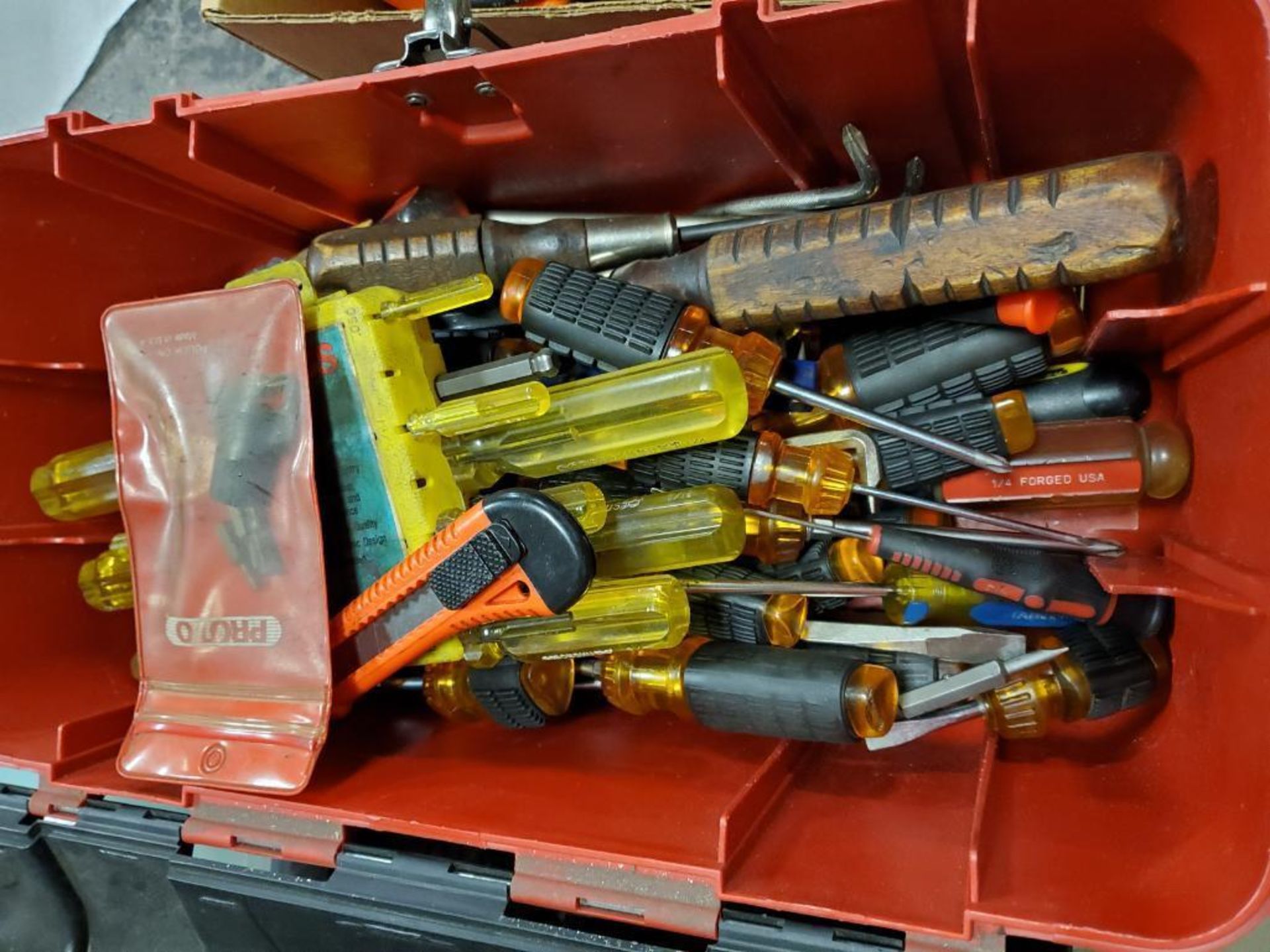 Assorted Screwdrivers in Toolbox - Image 2 of 6