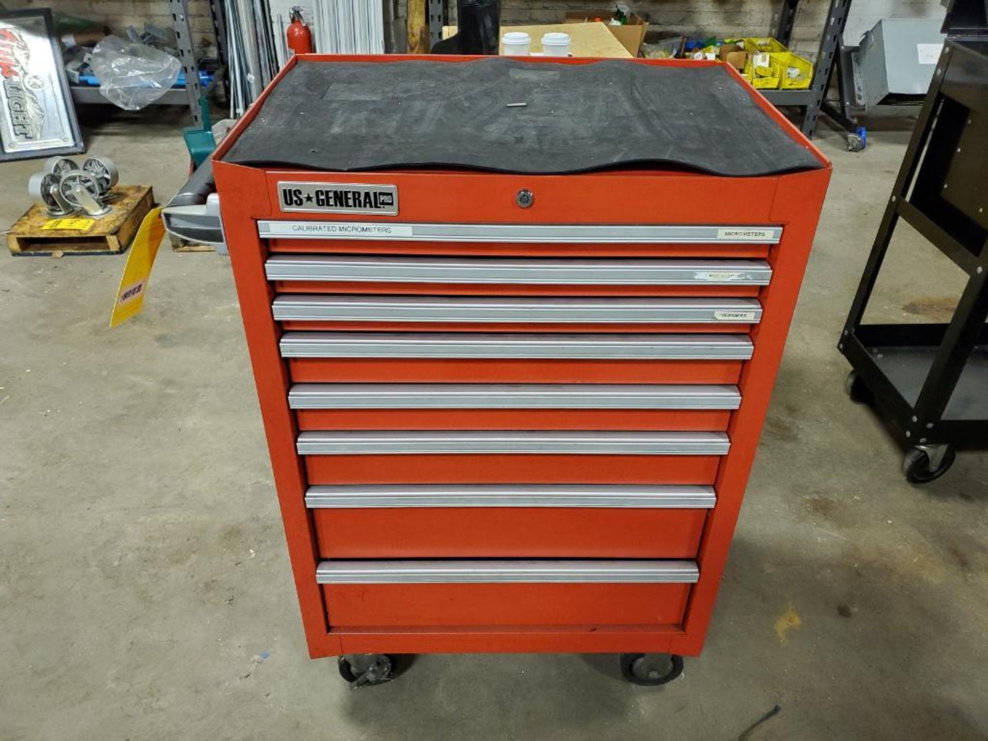 US General Pro 26" 8-Drawer Industrial Rolling Tool Cabinet