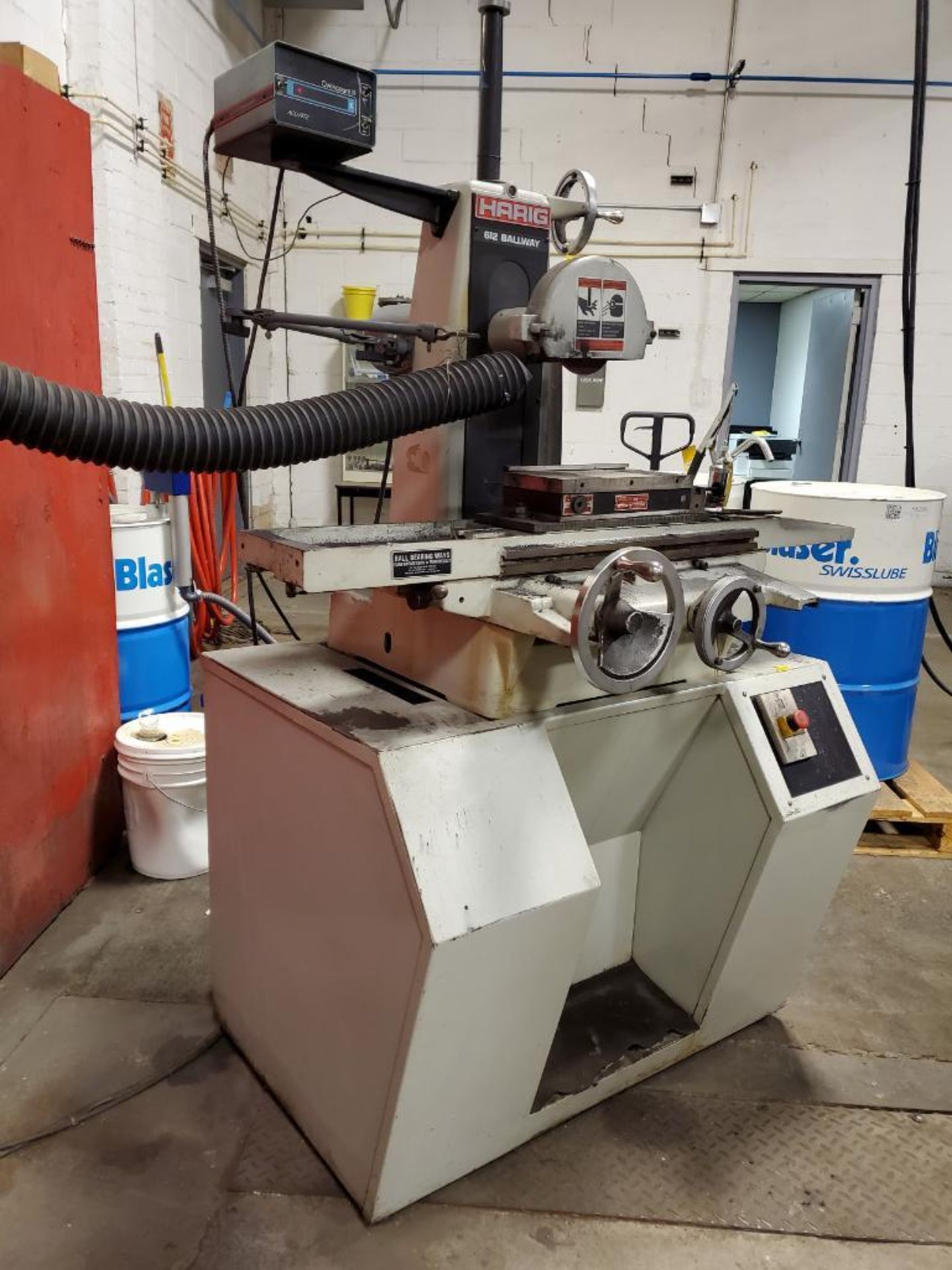 Harig 612 Ballway Automatic Surface Grinder, Acu-Rite Qwikcount 2 Single Axis DRO, Suburban 12" X 6" - Image 3 of 8