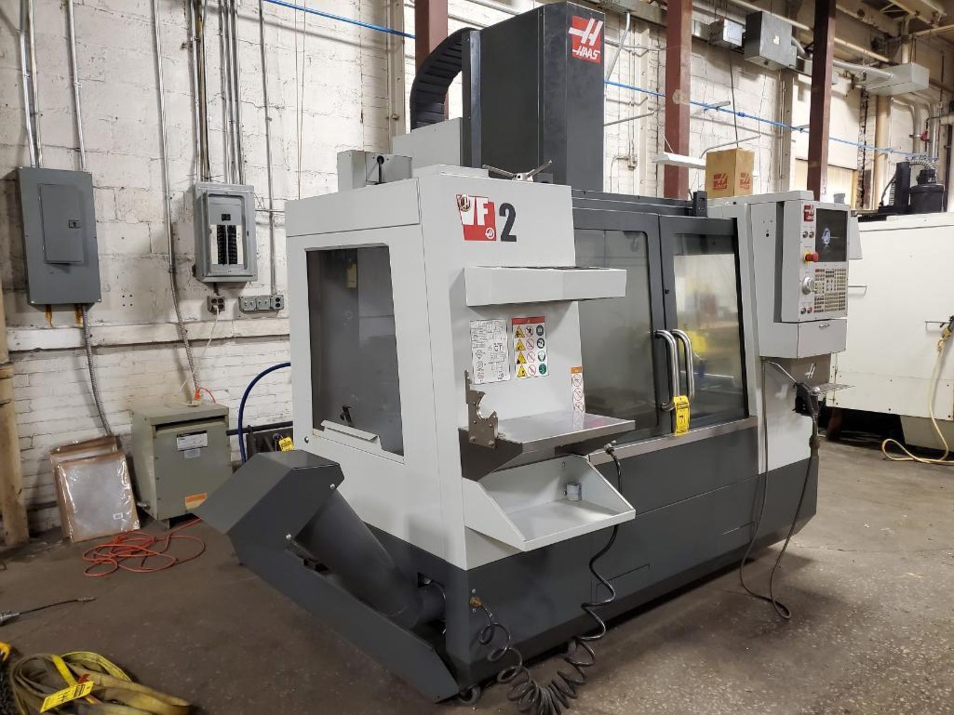 2018 Haas VF2 Vertical CNC Machining Center, s/n 1157725, CT/DIN ISO 40-Taper, 20-Station Tool Holde - Image 6 of 25