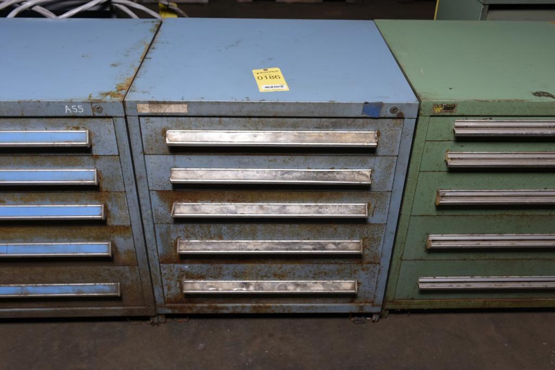 Stanley Vidmar Industrial Storage Cabinet, 28" x 30" x 33", 5-Drawer