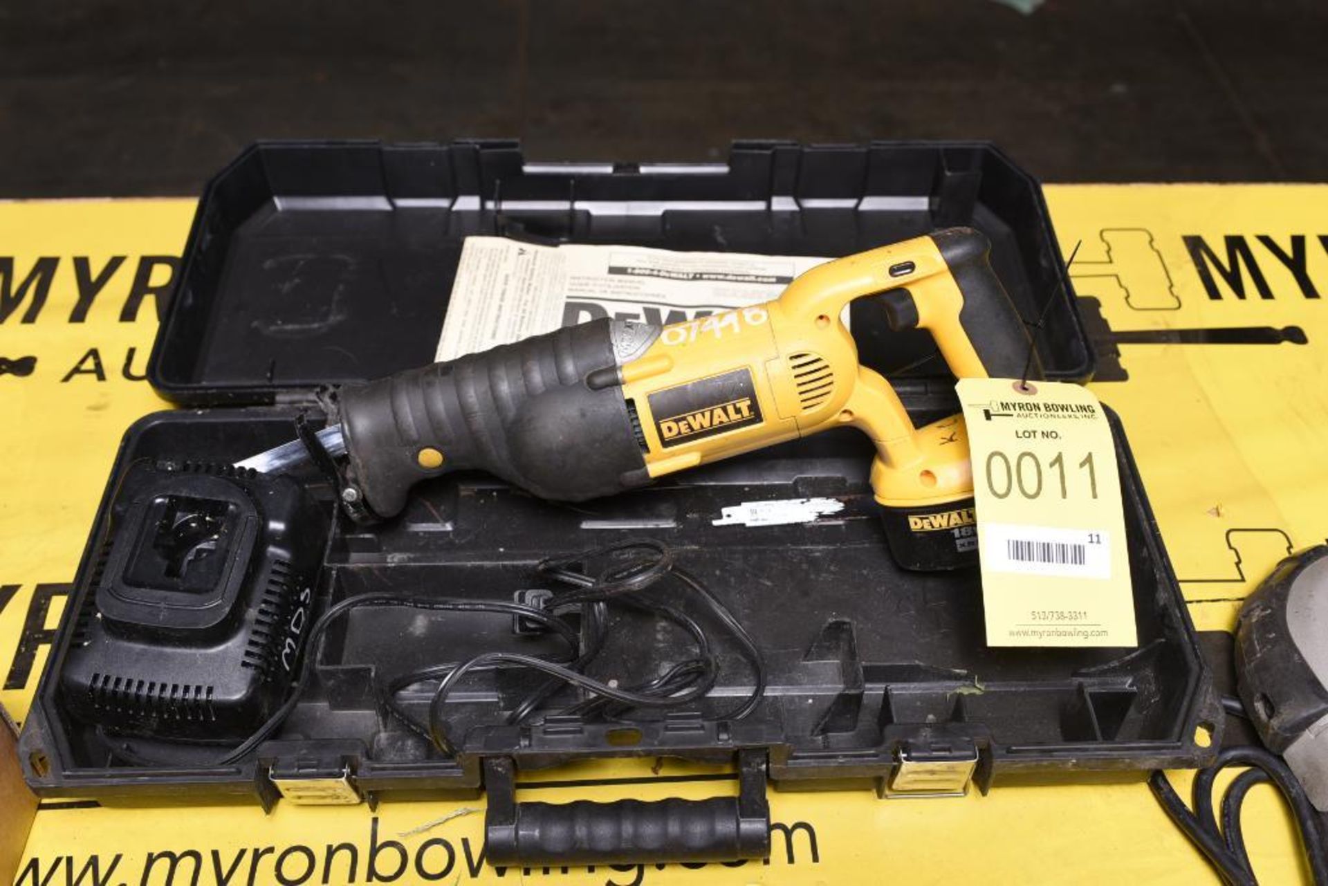 DeWalt DC385 Variable Speed Reciprocating Saw, 18 V