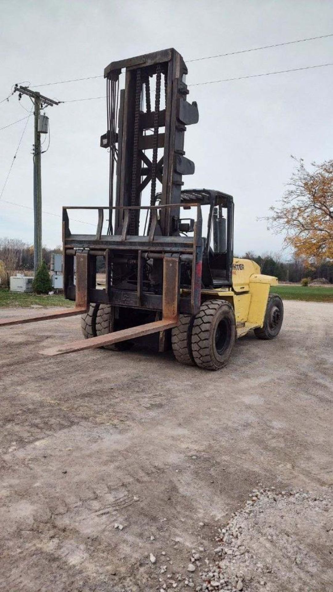 2005 Hyster 36,000 LB. Capacity Forklift, Model: H360HD, S/N: F019E01917C, Dual Drive Pneumatic Tire - Image 3 of 5