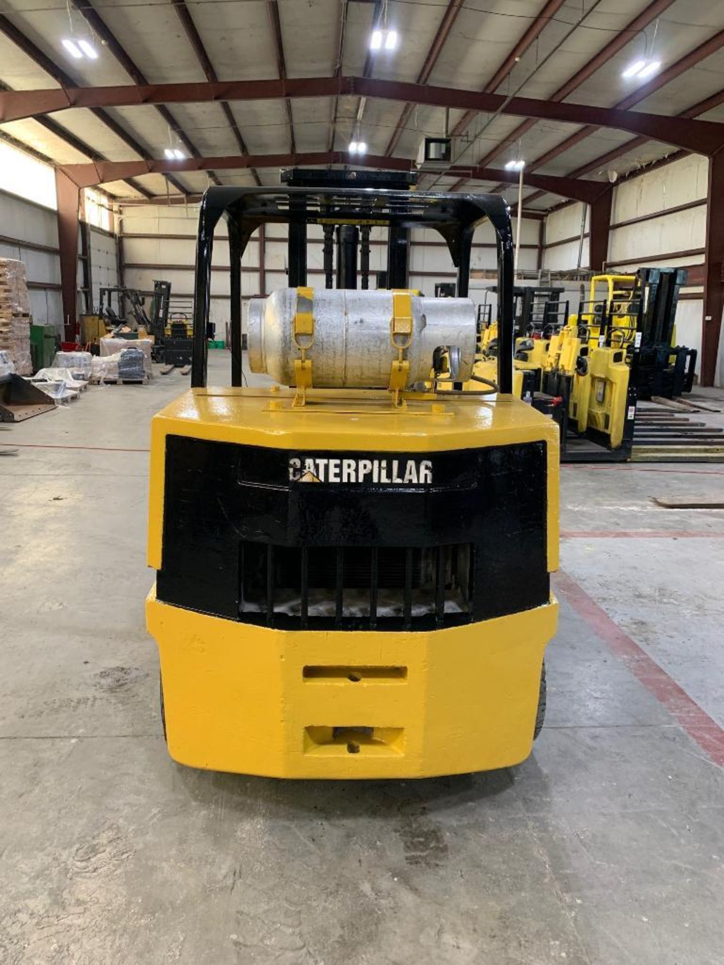 Caterpillar 15,000 LB. Capacity Forklift, Model: T150D, S/N: 5MB00374, LPG, Lever Shift Transmission - Image 5 of 6