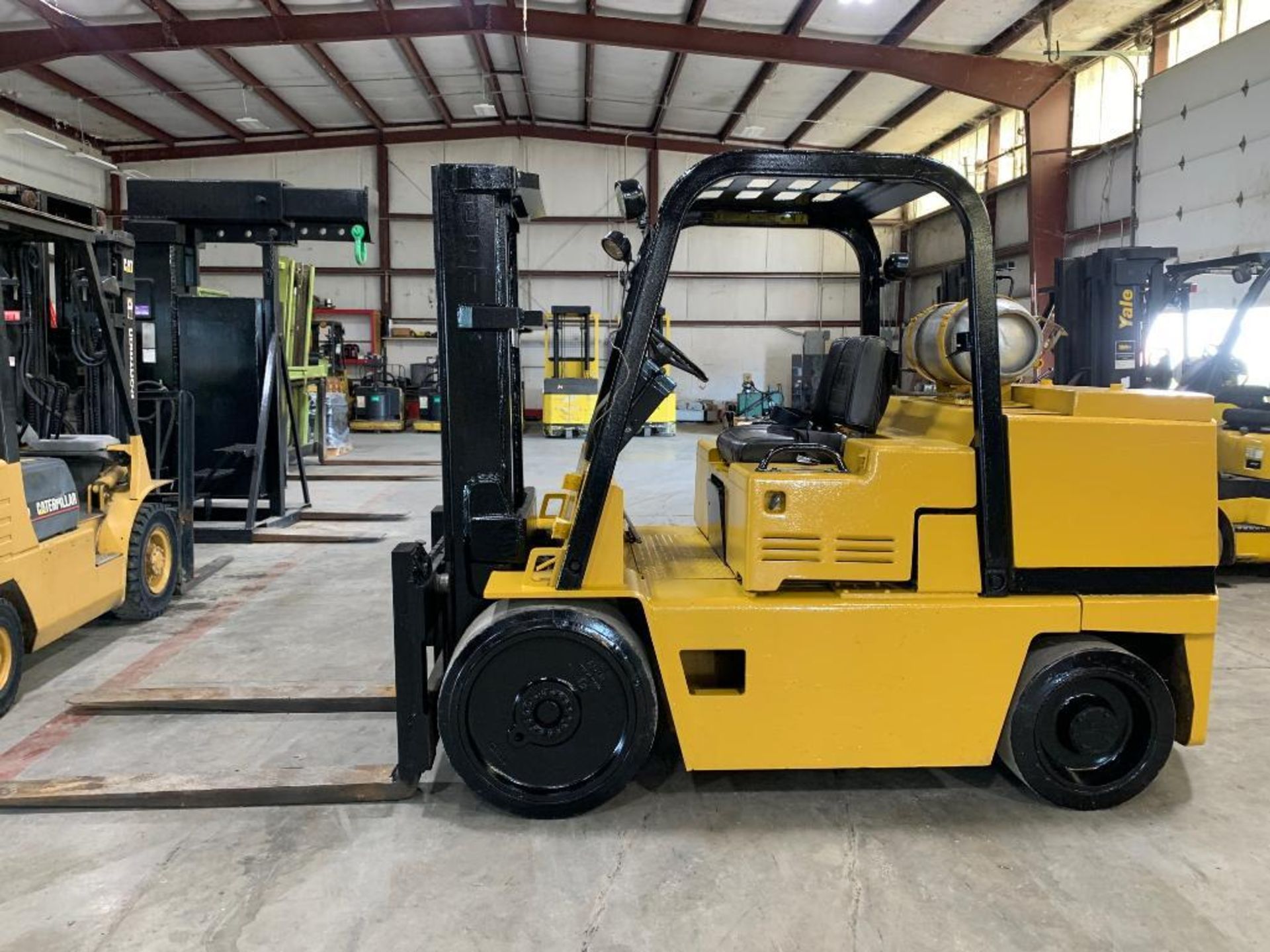 Caterpillar 15,000 LB. Capacity Forklift, Model: T150D, S/N: 5MB01415, LPG, 2-Speed Lever Shift Tran