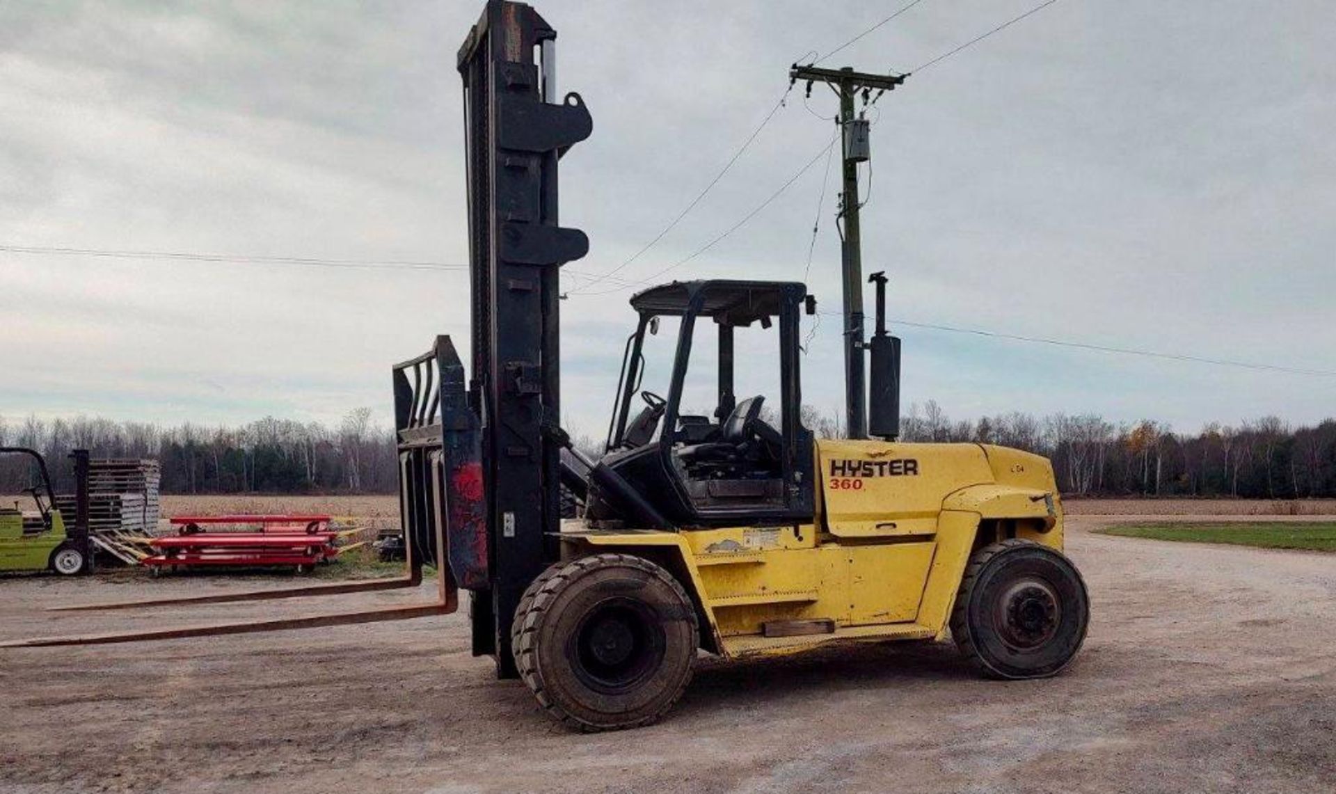 2005 Hyster 36,000 LB. Capacity Forklift, Model: H360HD, S/N: F019E01917C, Dual Drive Pneumatic Tire - Image 4 of 5