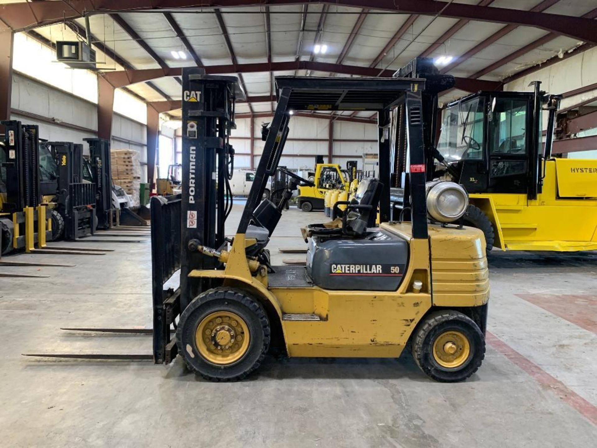 Caterpillar 5,000 LB. Capacity Forklift, Model: GP25, S/N: 5AM00926, LPG, Pneumatic Tires, 3-Stage M