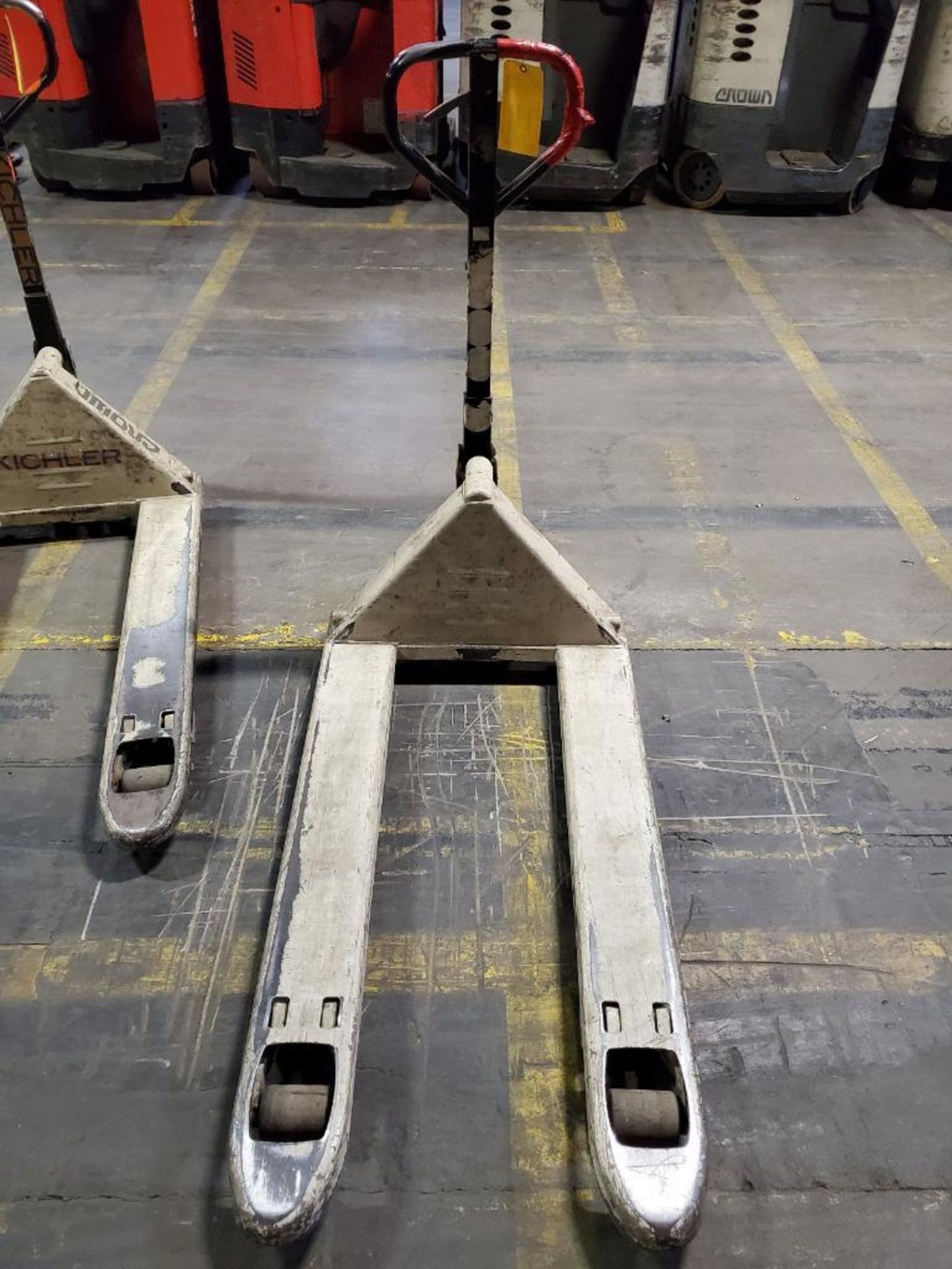 Crown 5,500 Lb. Hydraulic Pallet Jack, 47-1/2" Forks - Image 2 of 4