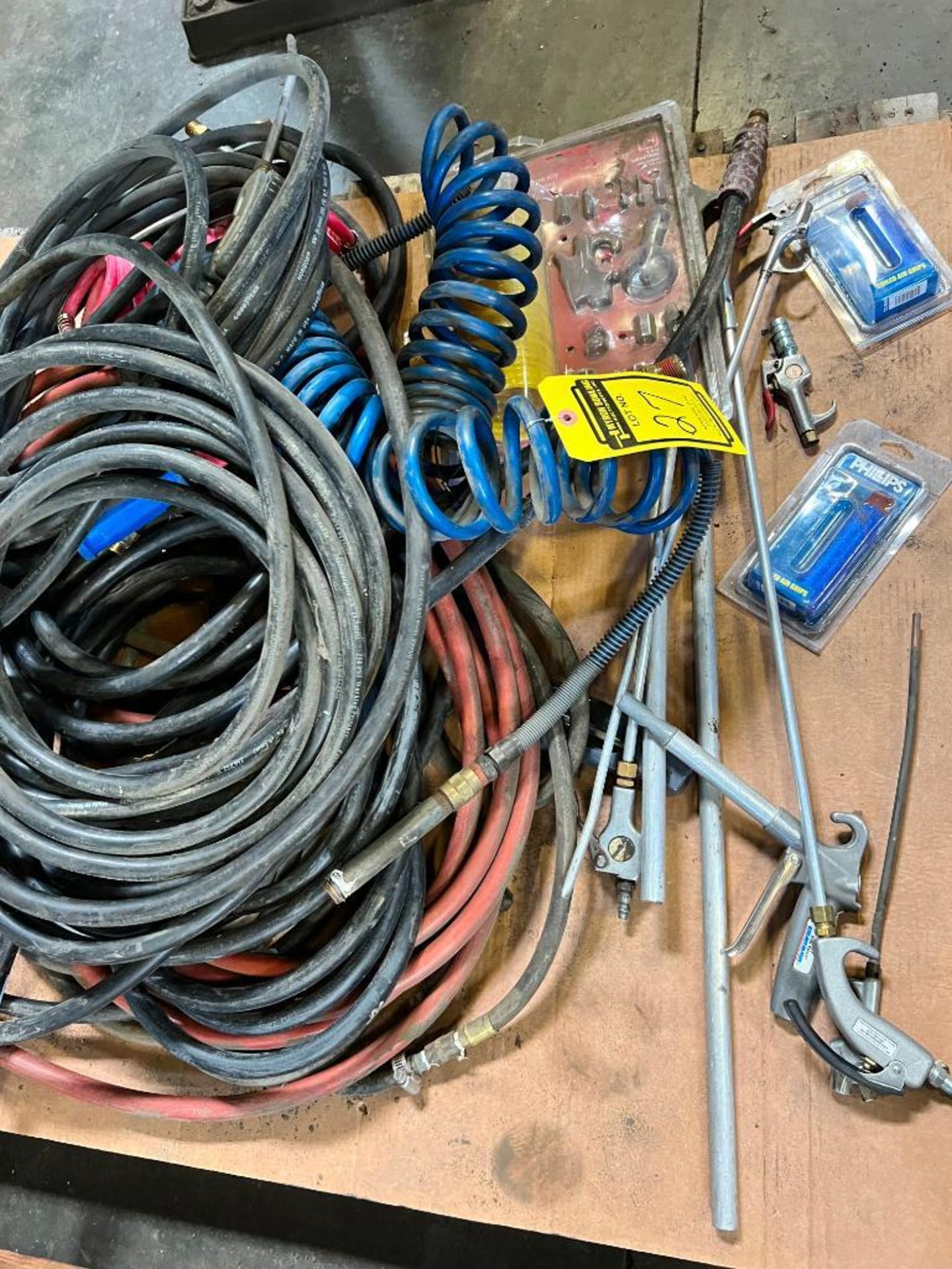 Skid of Assorted Air Hoses, Air Nozzles, Air Grips - Image 2 of 2
