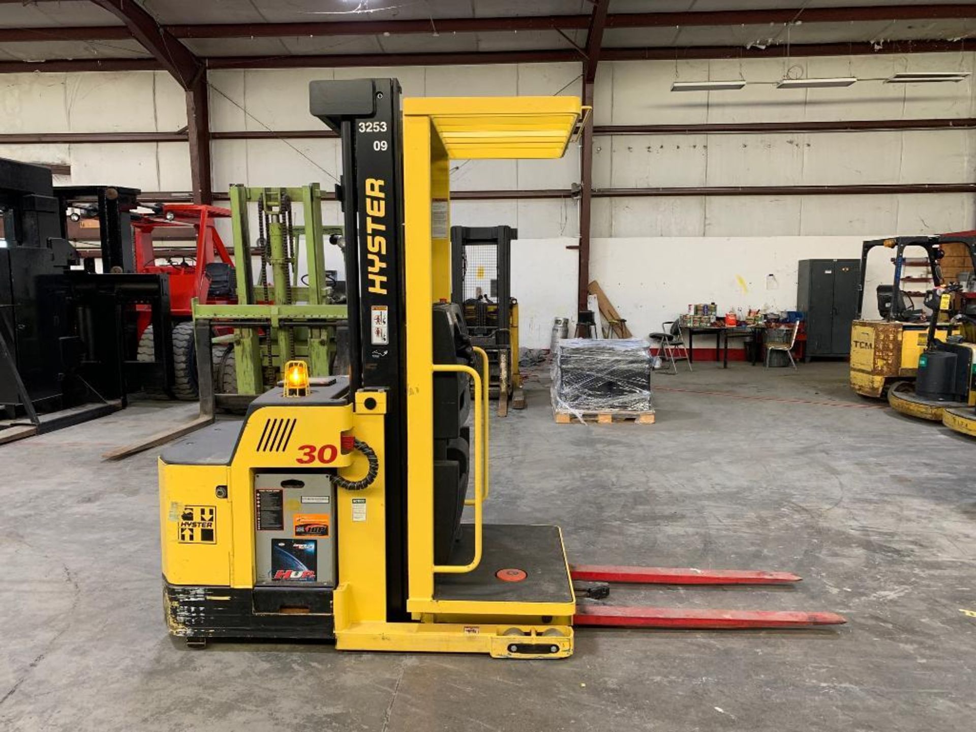 2015 Hyster 3,000-Lb. Capacity Order Picker, Model: R30XMS3, S/N: E174N03370N, 95" Lowered Height/21 - Image 3 of 5