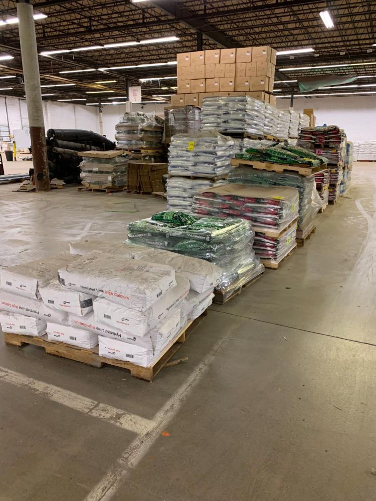 (33) Pallets of Assorted Fertilizer, Lime, Solu-Cal - Image 2 of 6
