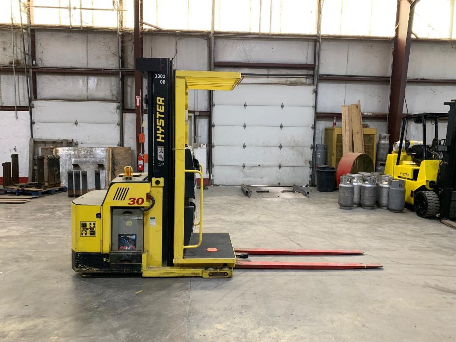 2015 Hyster 3,000-Lb. Capacity Order Picker, Model: R30XMS3, S/N: E174N03332N, 95" Lowered Height/21