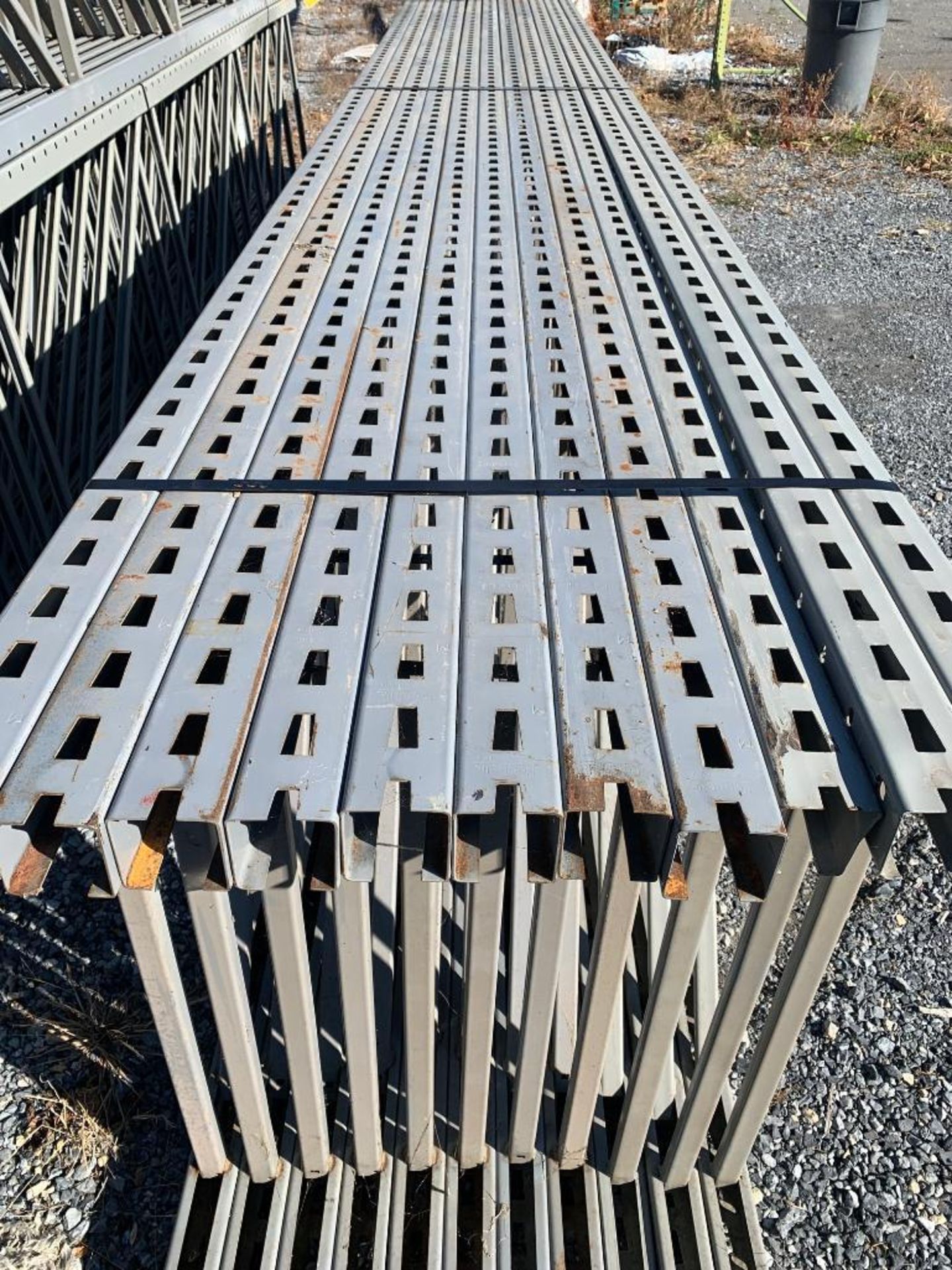 (30x) Republic Keystone Uprights, 44“ x 20’ (Lot Sells Times The Bid) - Image 2 of 2