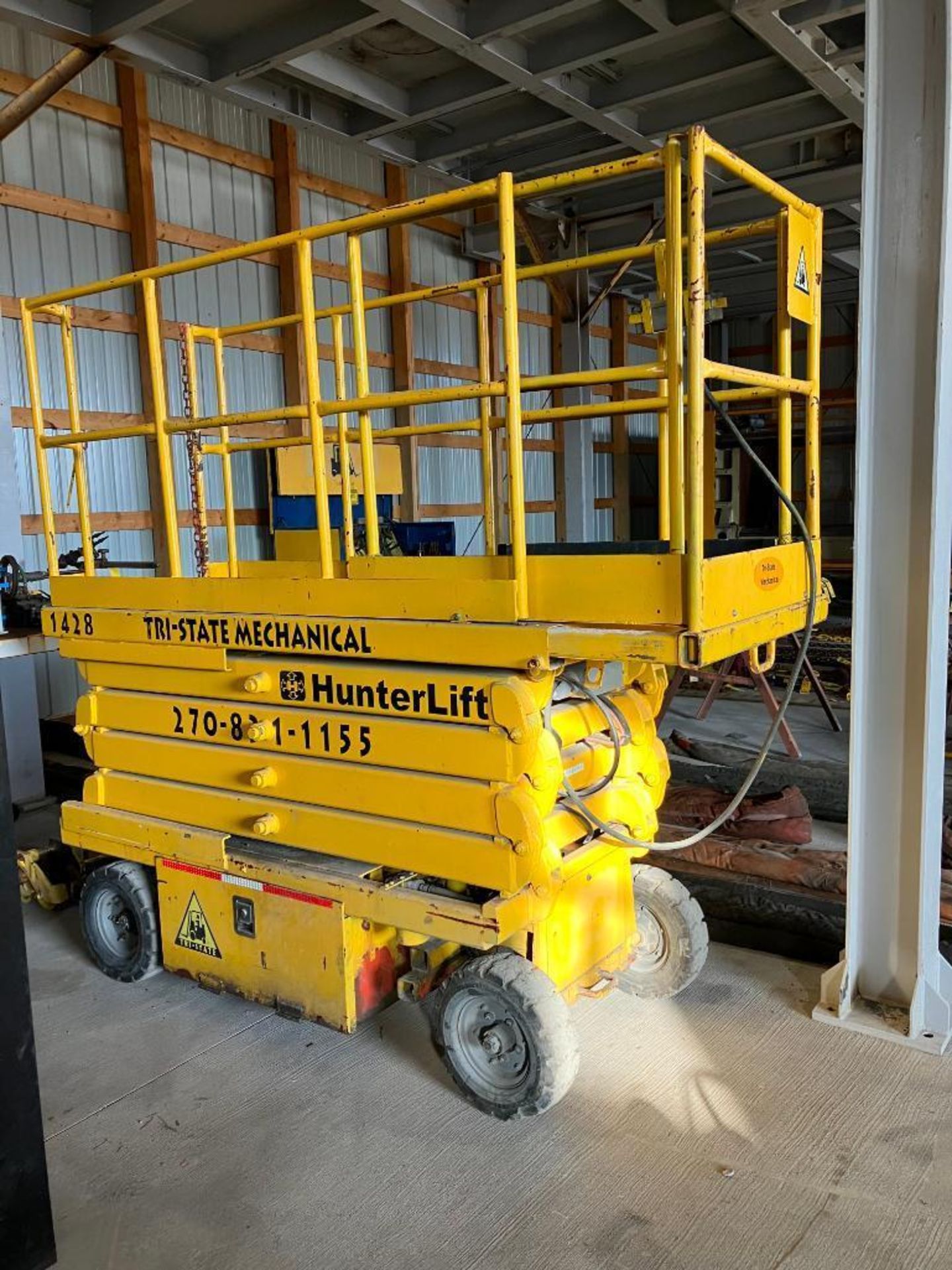 Hunter Lift 750 Lb. Cap. Scissor Lift, 32'' Wide Platform, 20' Lift Height, 24 Volt,