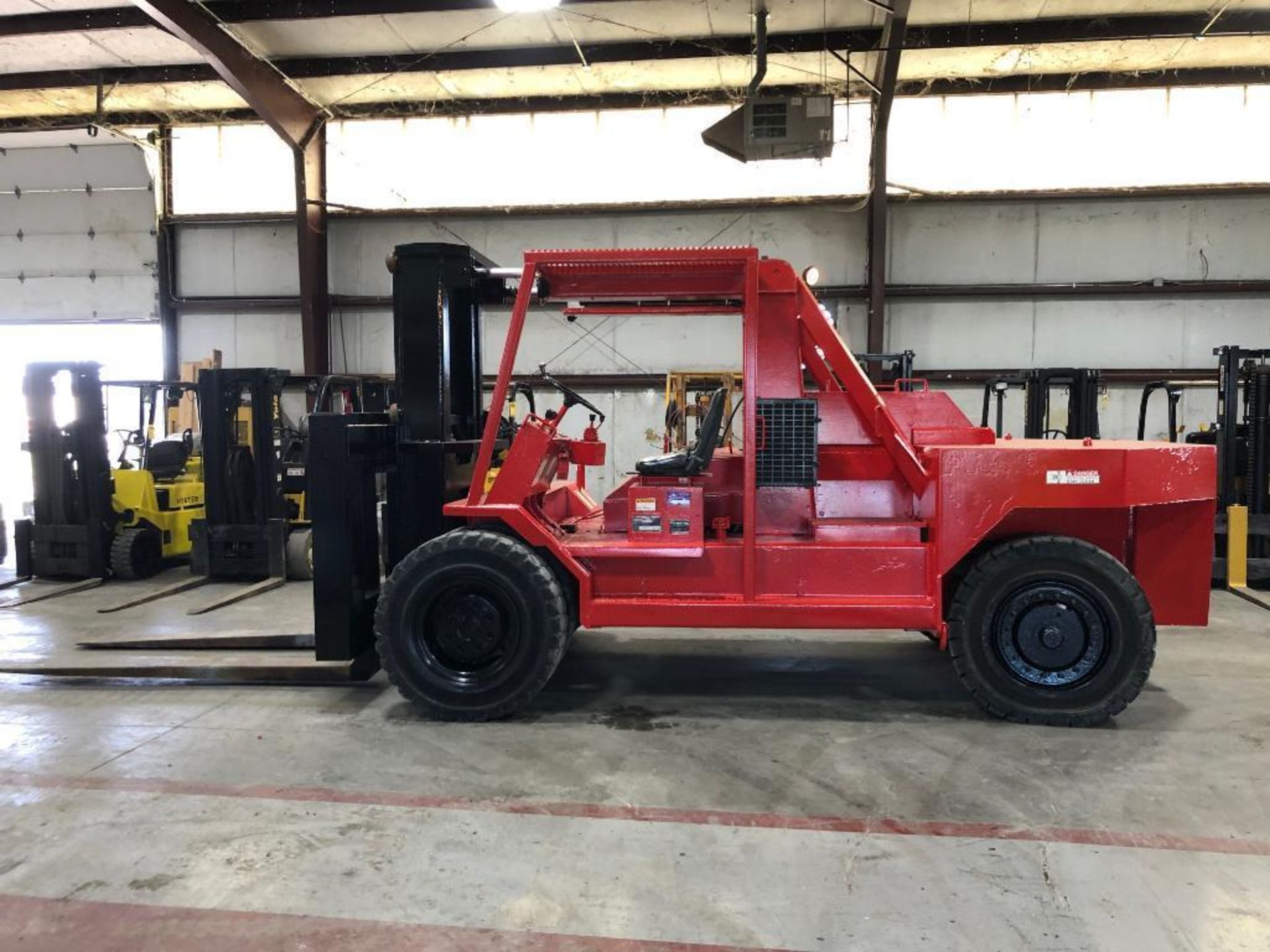 High Reach, Inc. 80,000 lb. Capacity Forklift, Model HRI-RIGGER-80K, s/n HRI-3-3011469, LPG, (2) Rem - Image 12 of 18