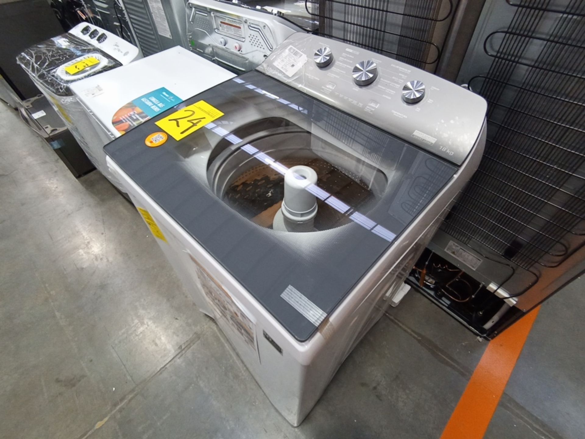 Lote de 3 lavadoras contiene: 1 Lavadora de 16KG, Marca Whirlpool, Modelo 8MWTW1613MJQD, Serie HLA3
