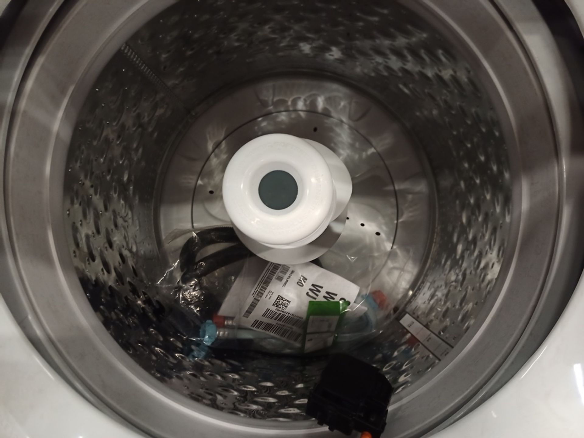 Lote de 2 lavadoras contiene: 1 Lavadora de 18KG, Marca Whirlpool, Modelo 8MWTW1823WJMD, Serie HLA3 - Image 15 of 16