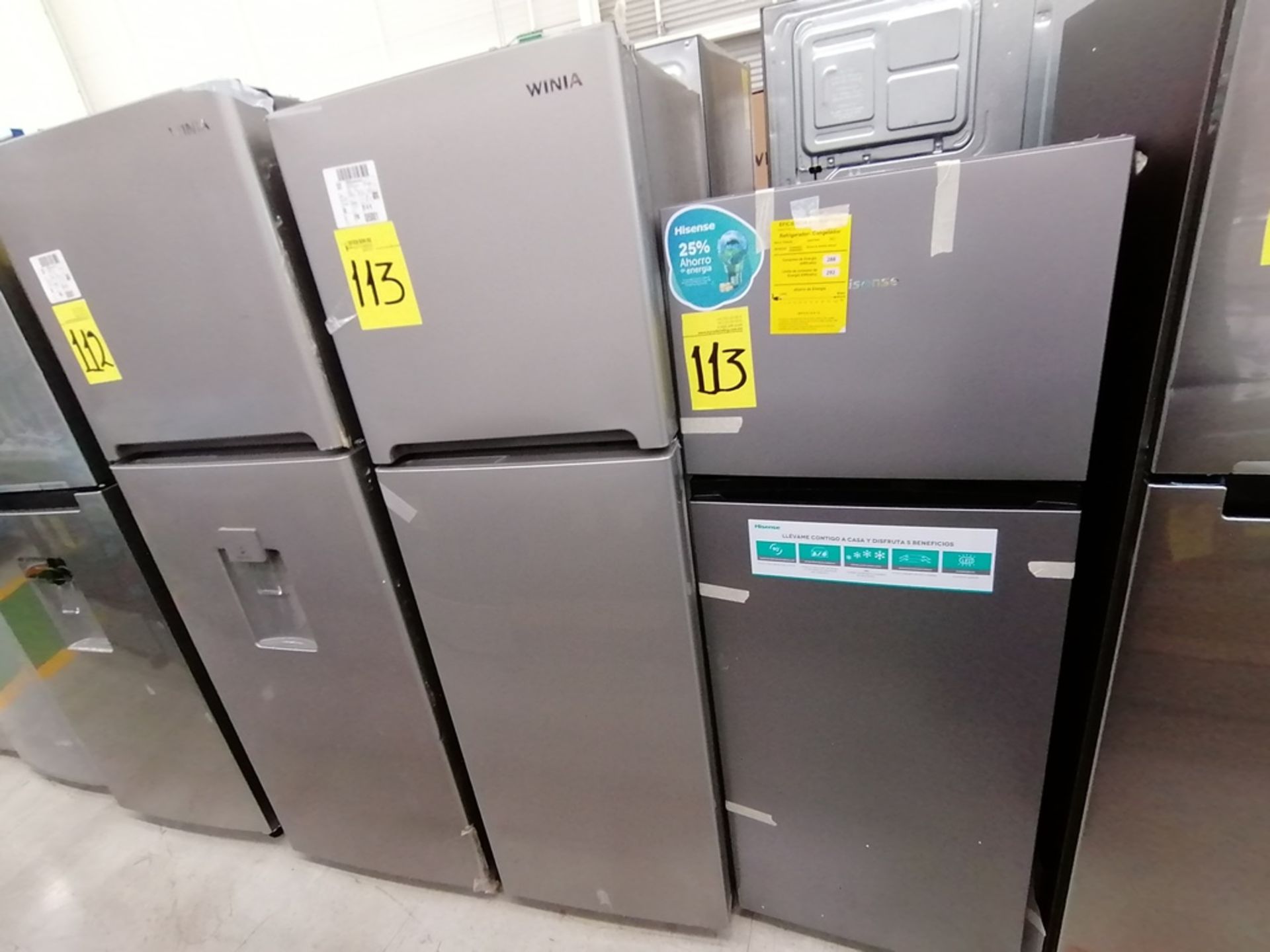 Lote de 2 refrigeradores incluye: 1 Refrigerador, Marca Winia, Modelo DFR25210GN, Serie MR21ZN08401 - Image 3 of 15