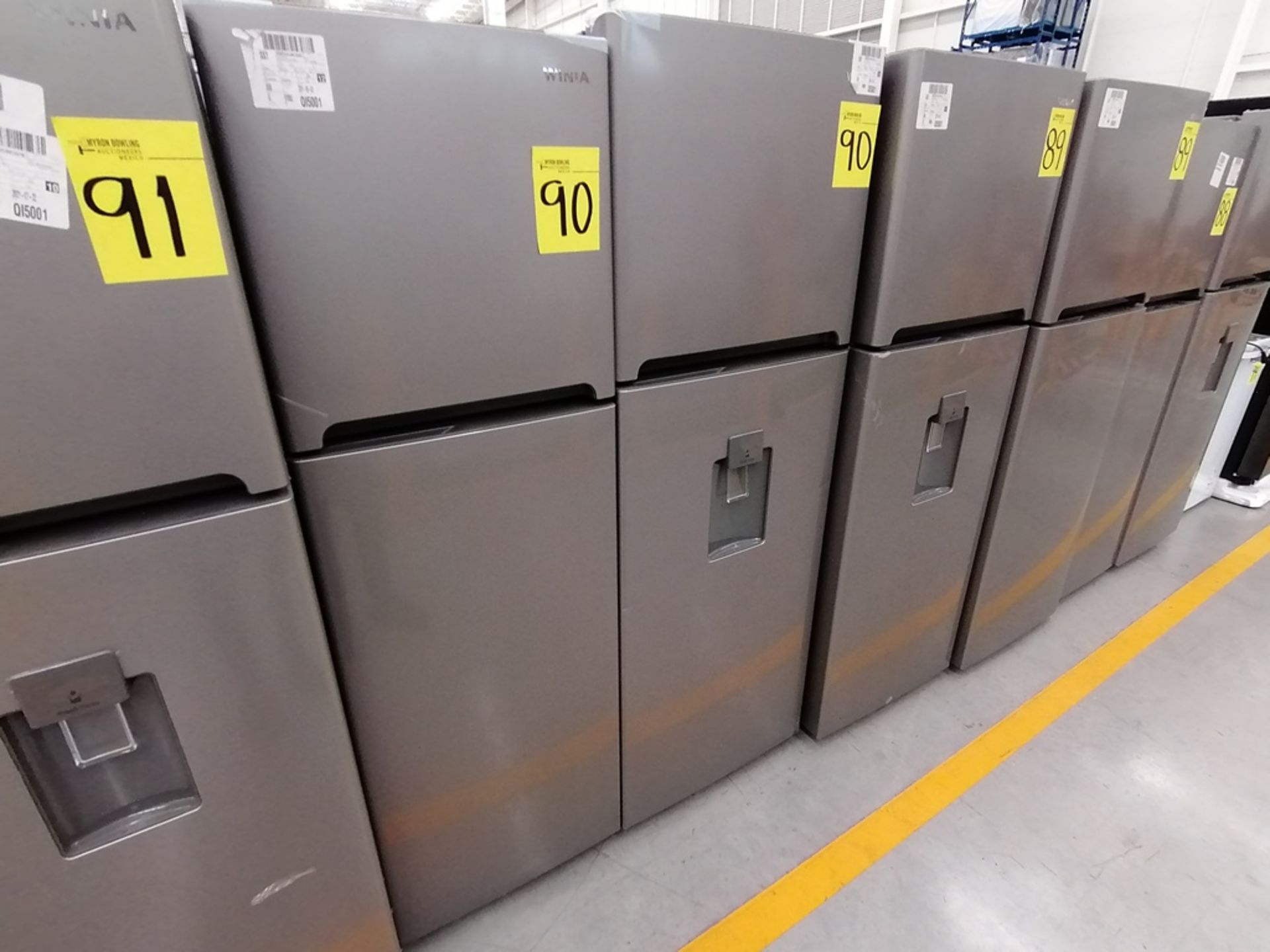 Lote de 2 Refrigeradores incluye: 1 Refrigerador, Marca Winia, Modelo DFR25120GN, Serie MR219N11624 - Image 9 of 15