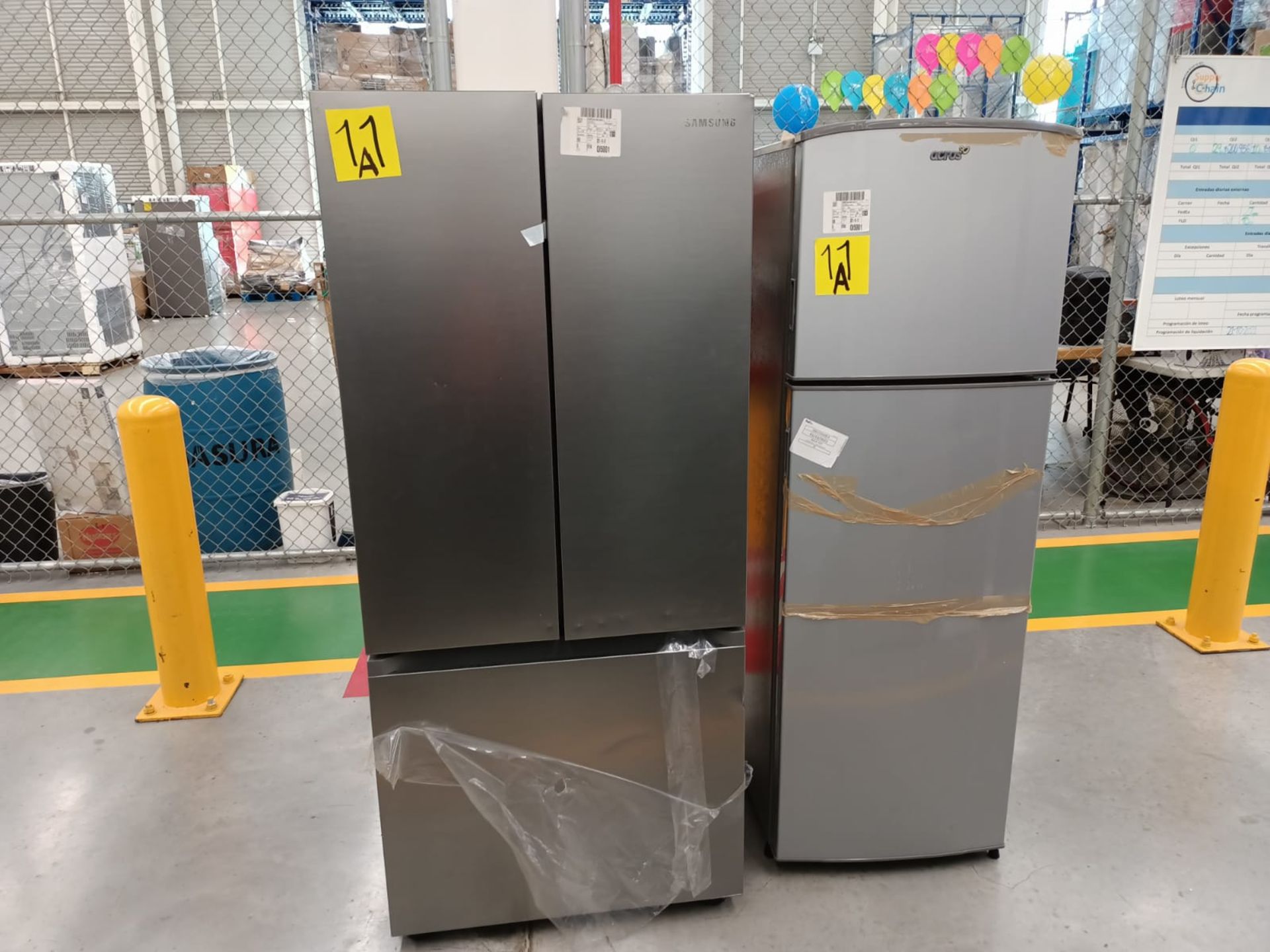 Lote de 2 refrigeradores incluye: 1 refrigerador marca Samsung, modelo RF22A4010S9/EM - Image 36 of 51