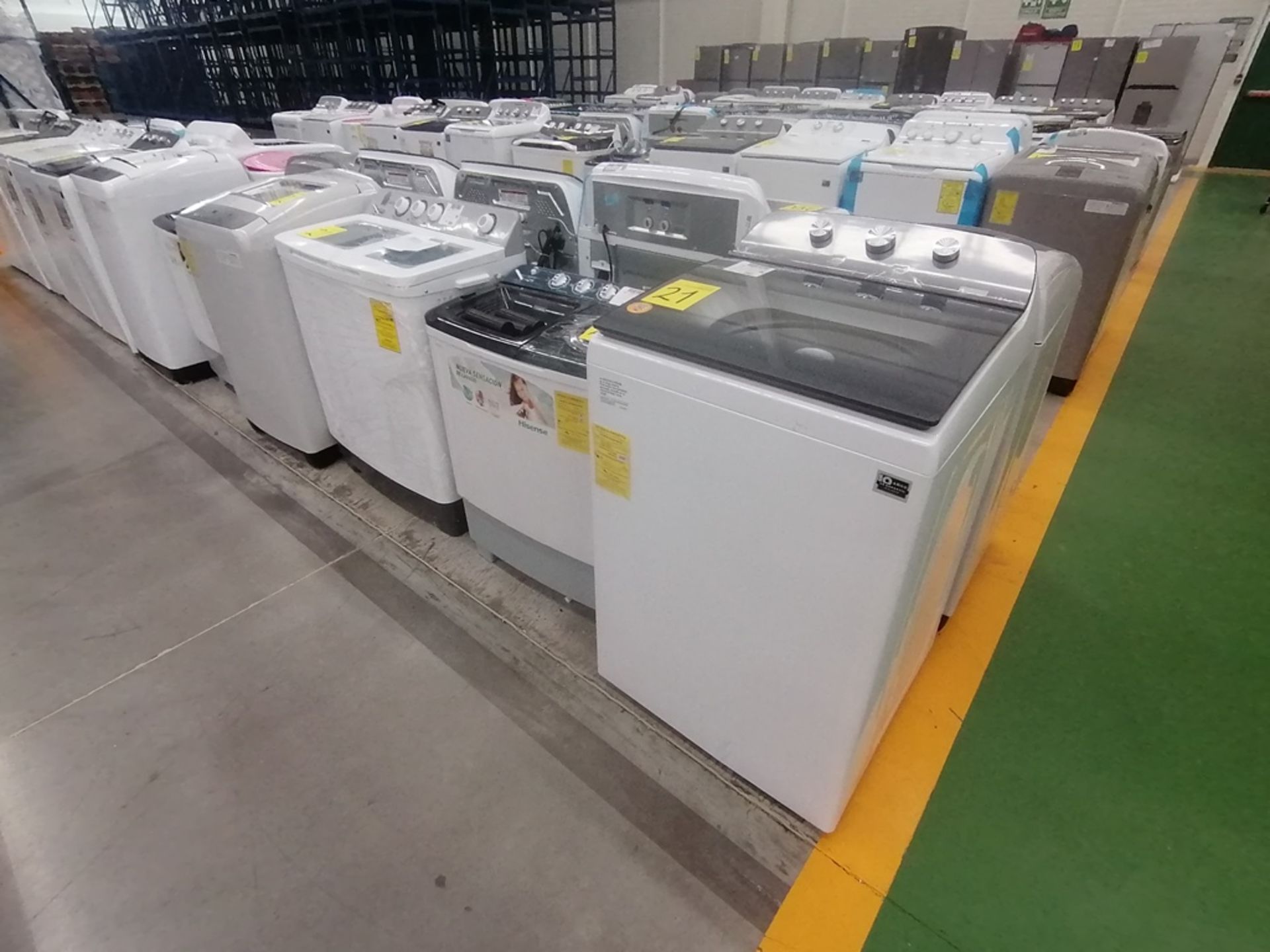 Lote de 3 Lavadoras contiene: 1 Lavadora de18KG, Marca Whirlpool, Modelo 8MWTW1623WJMD , Serie HLA2 - Image 2 of 19