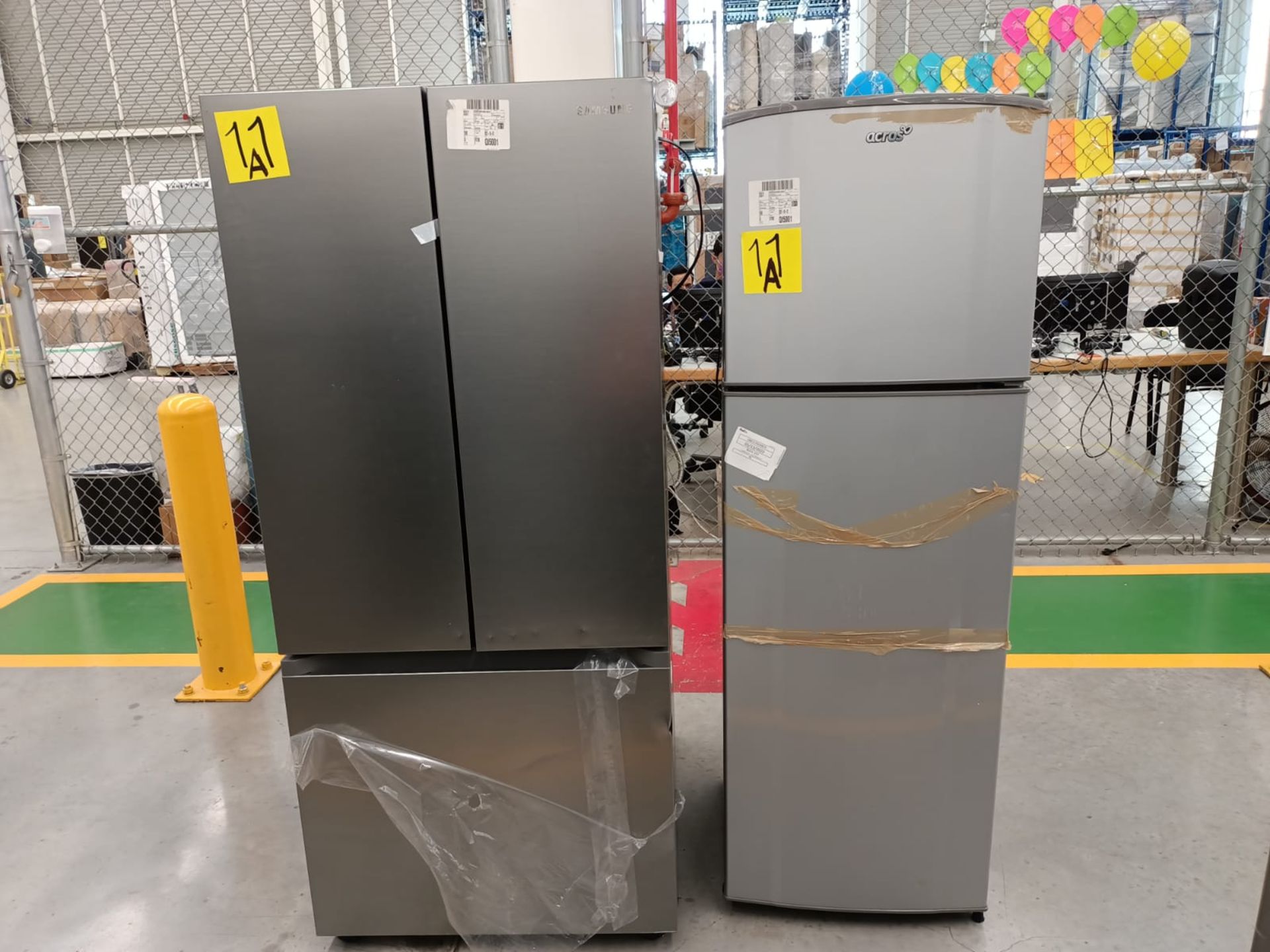 Lote de 2 refrigeradores incluye: 1 refrigerador marca Samsung, modelo RF22A4010S9/EM - Image 31 of 51