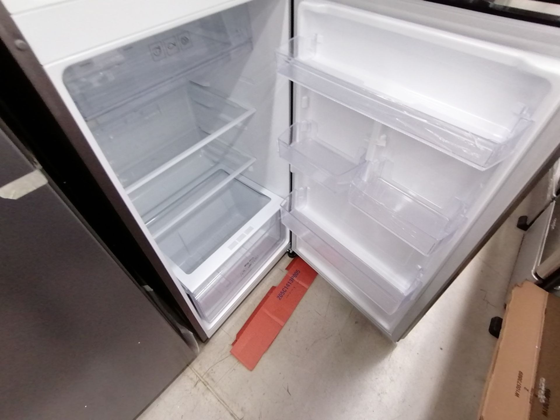 Lote de 2 refrigeradores incluye: 1 Refrigerador, Marca Samsung, Modelo RT29K500JS8, Serie 0AZS4BAR - Image 13 of 16