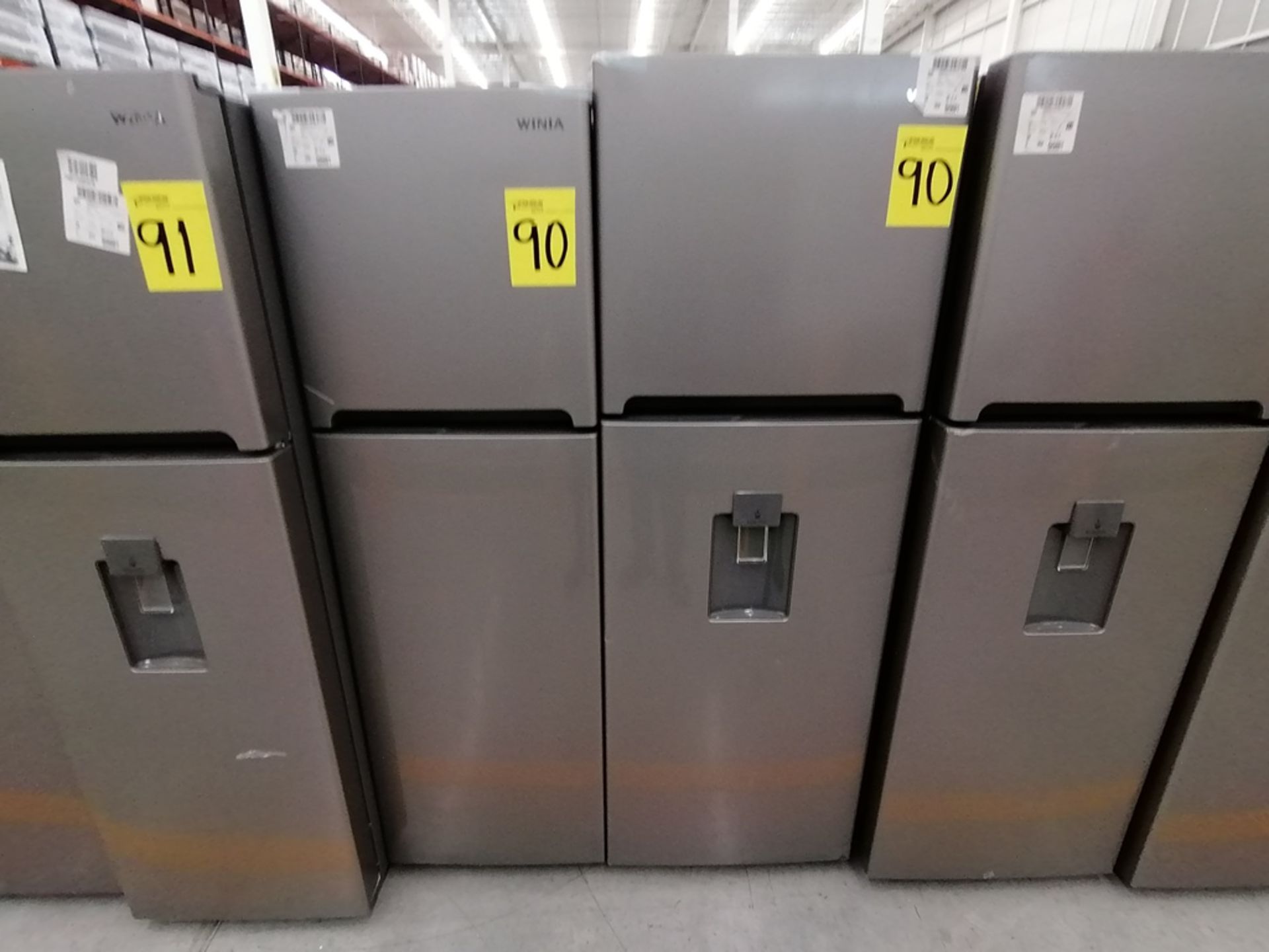 Lote de 2 Refrigeradores incluye: 1 Refrigerador, Marca Winia, Modelo DFR25120GN, Serie MR219N11624 - Image 3 of 15