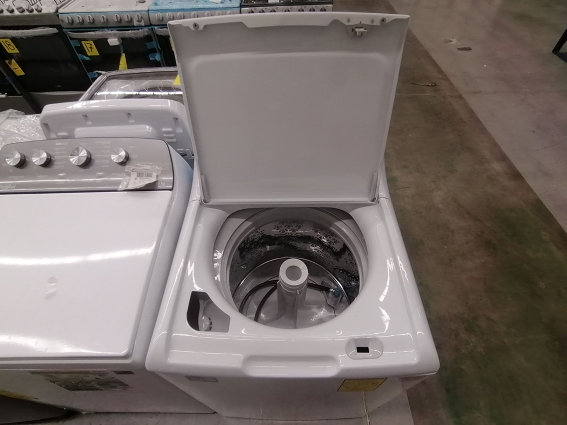 Lote de 3 Lavadoras contiene: 1 Lavadora de 16KG, Marca Whirlpool, Modelo 8MWTW1613MJQ0, Serie HLA3 - Image 20 of 27