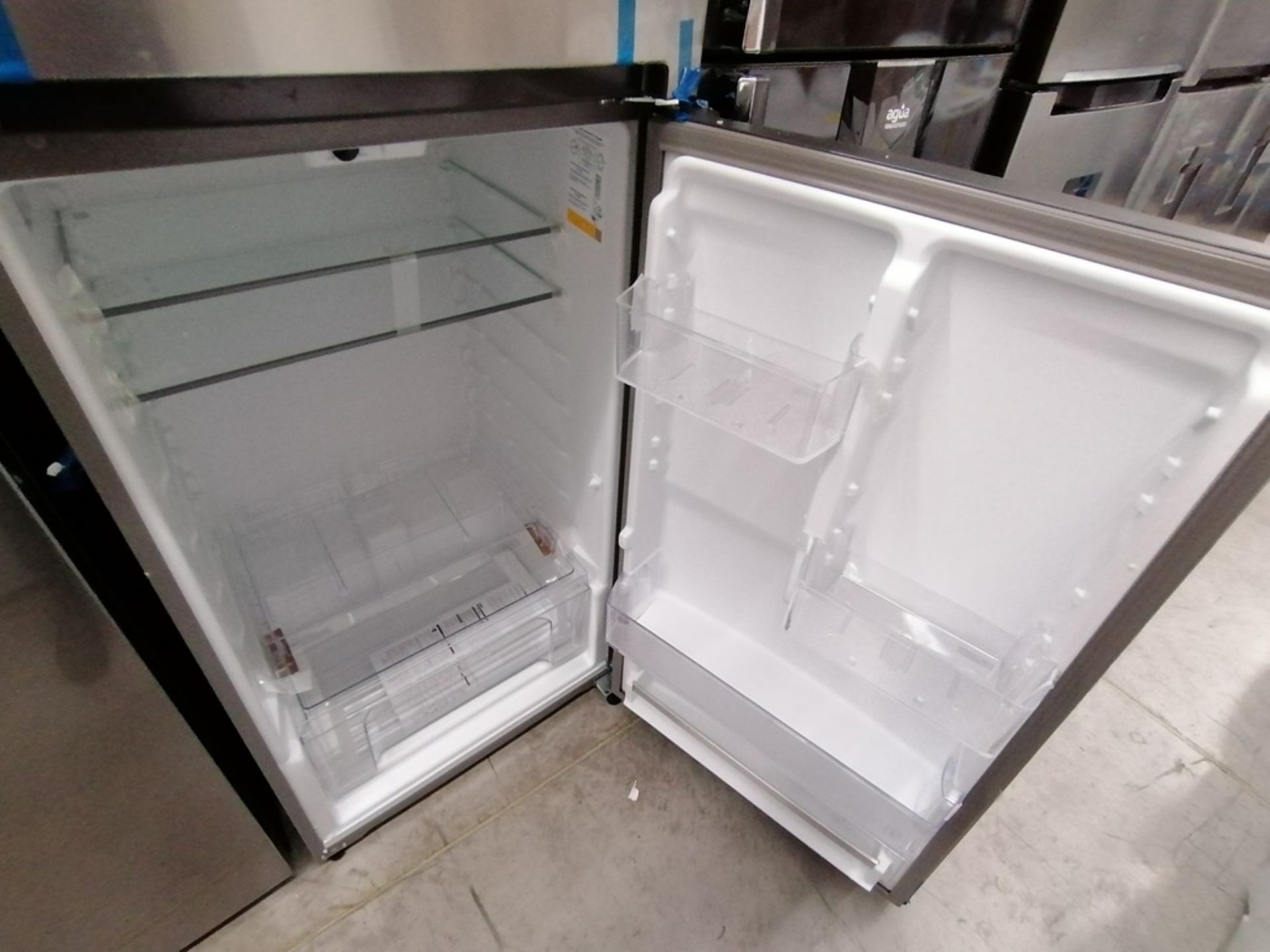 Lote de 2 refrigeradores incluye: 1 Refrigerador, Marca Samsung, Modelo RT29K500JS8, Serie 0AZS4BAR - Image 7 of 15