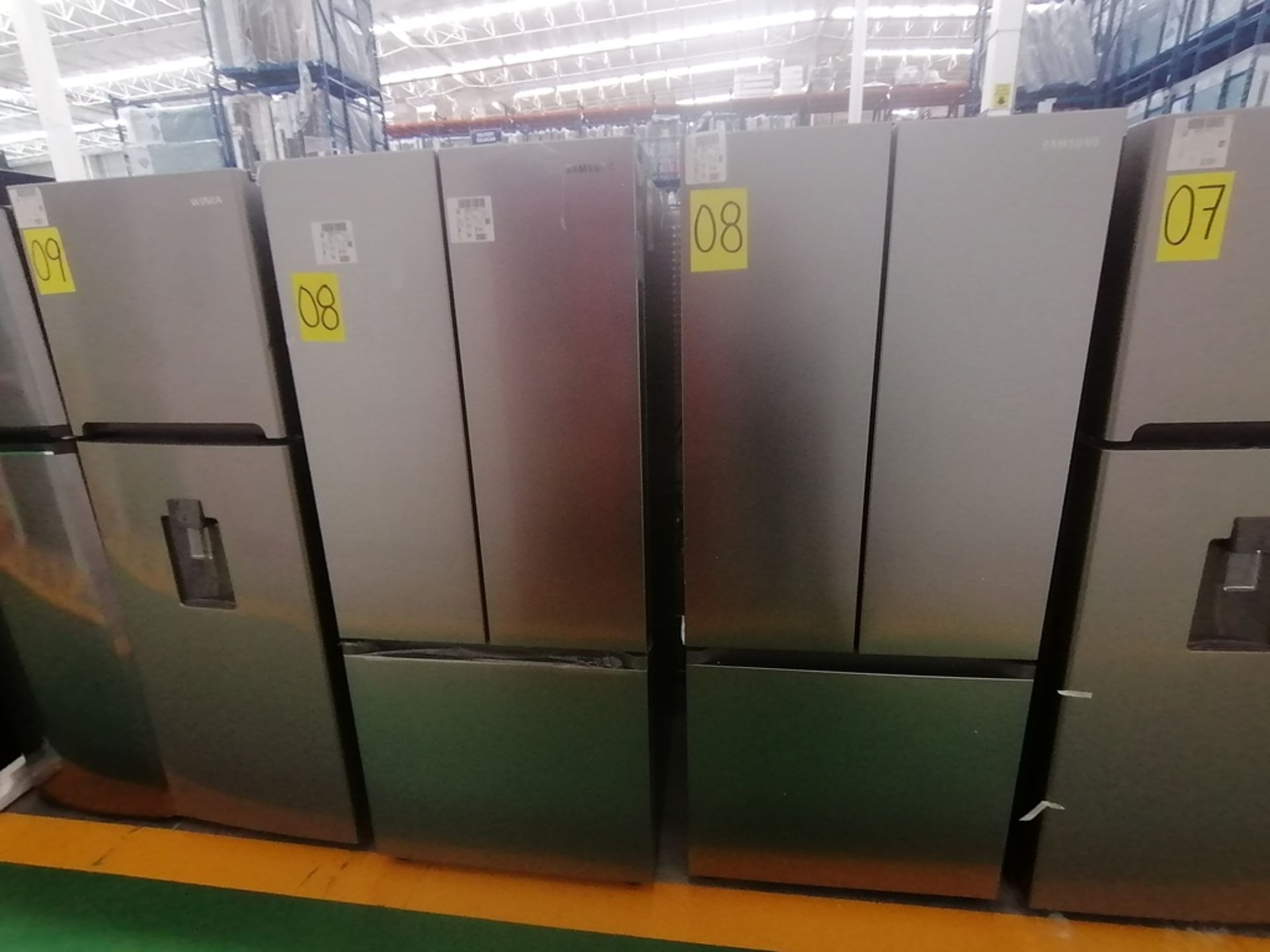 Lote de 2 refrigeradores incluye: 1 Refrigerador, Marca Samsung, Modelo RT22A401059, Serie 0BA84BBR - Image 4 of 15