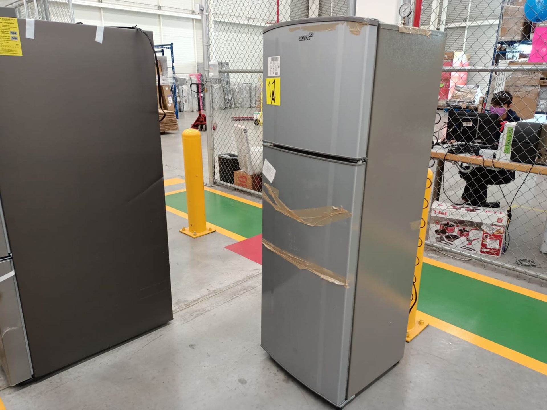 Lote de 2 refrigeradores incluye: 1 refrigerador marca Samsung, modelo RF22A4010S9/EM - Image 24 of 51