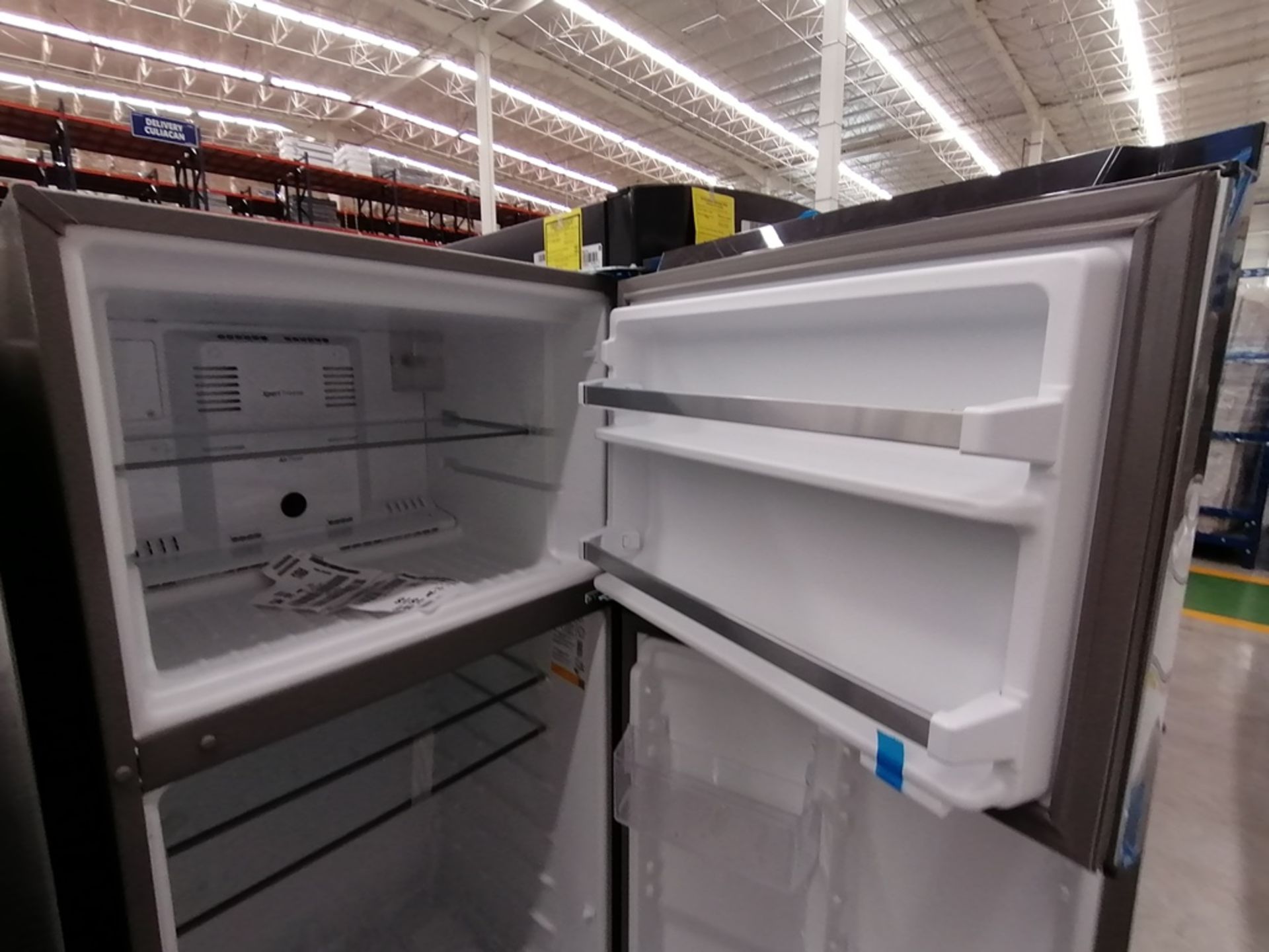 Lote de 2 refrigeradores incluye: 1 Refrigerador, Marca Samsung, Modelo RT29K500JS8, Serie 0AZS4BAR - Image 13 of 15