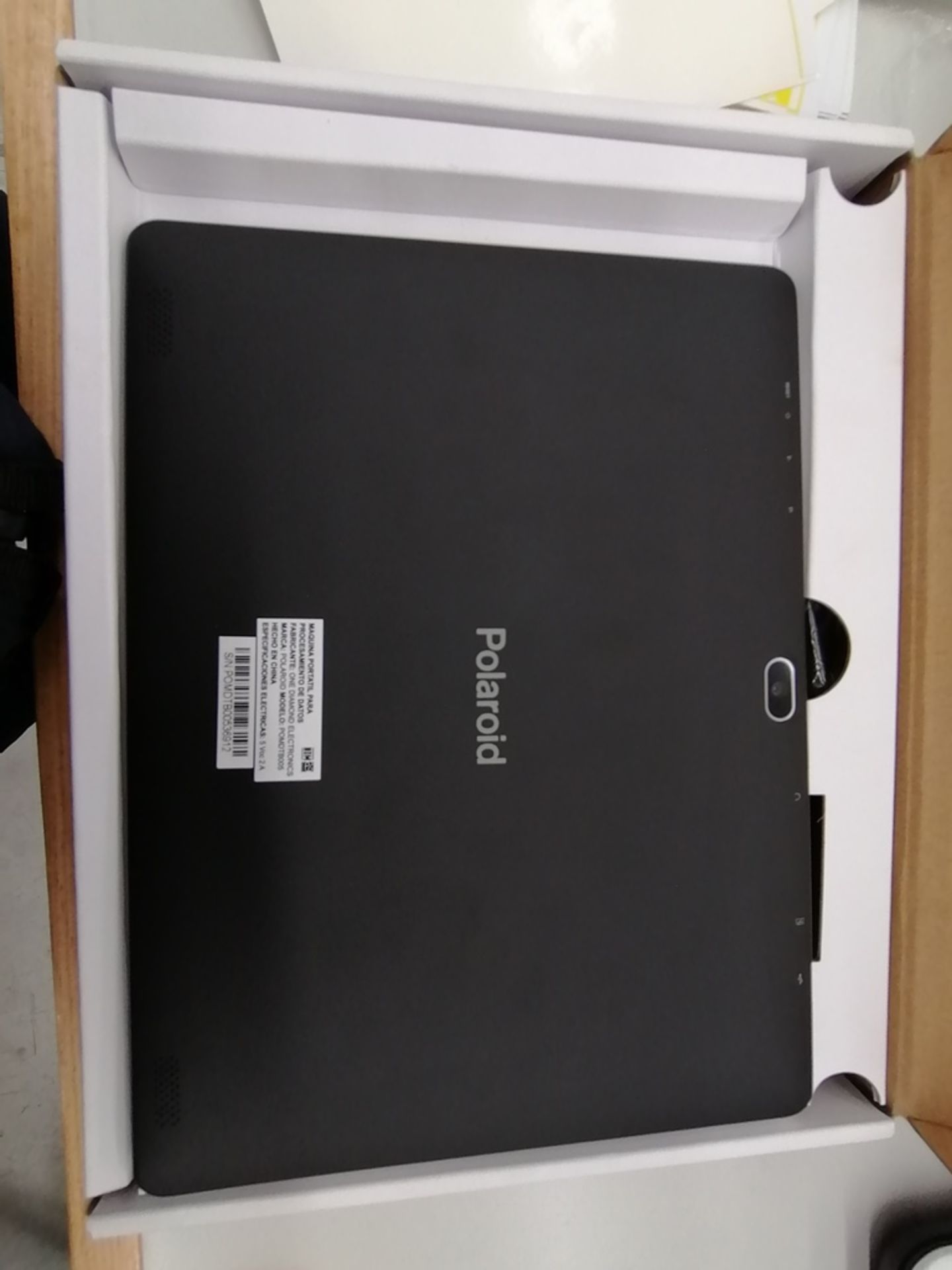 1 Lote de Mini-Lap + Tablet incluye: 1 Tablet Polaroid, Modelo POMDTB005, Serie 00536912, 2GB RAM + - Image 4 of 13