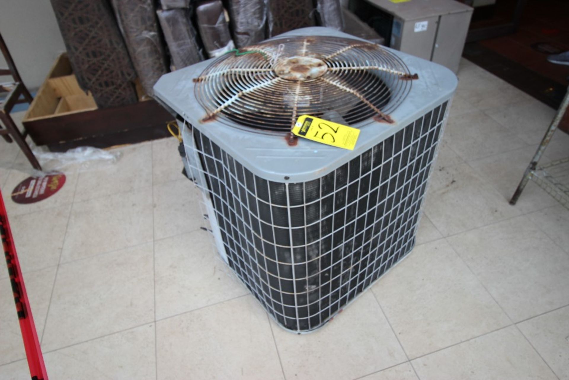3 Unidades Condensadoras para aire acondicionado de un ventilador marca York, modelo:YCJD36S41S1A, - Image 3 of 19