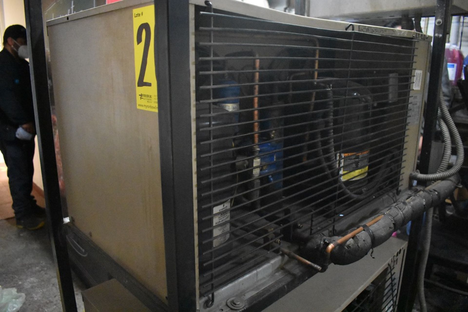 Unidad condensadora de dos ventiladores marca Heatcraft, modelo MBHX0201M6C, número de serie M14K04 - Bild 9 aus 12