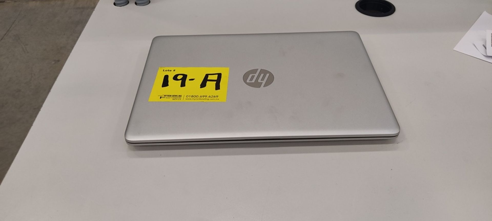 1 Computadora tipo laptop Marca Hp, Modelo RTL8821CE, Serie 14-DK1508La, Color Gris, unidad de esta