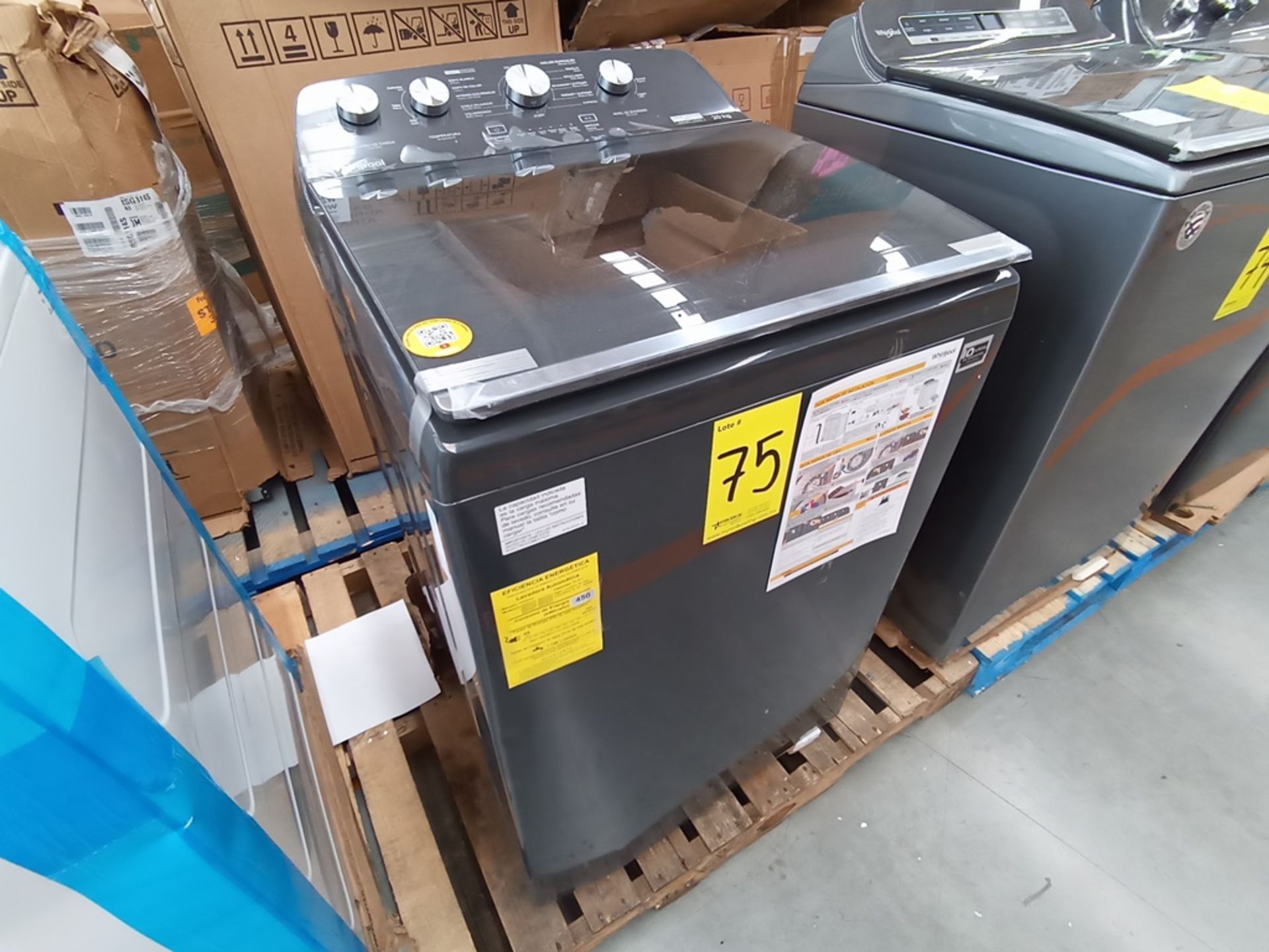 1 Lavadora Marca Whirlpool, de 20KG, Modelo 8MWTW2024WLG0, Serie HLA336737, Color Gris. Golpeada, F - Image 6 of 7