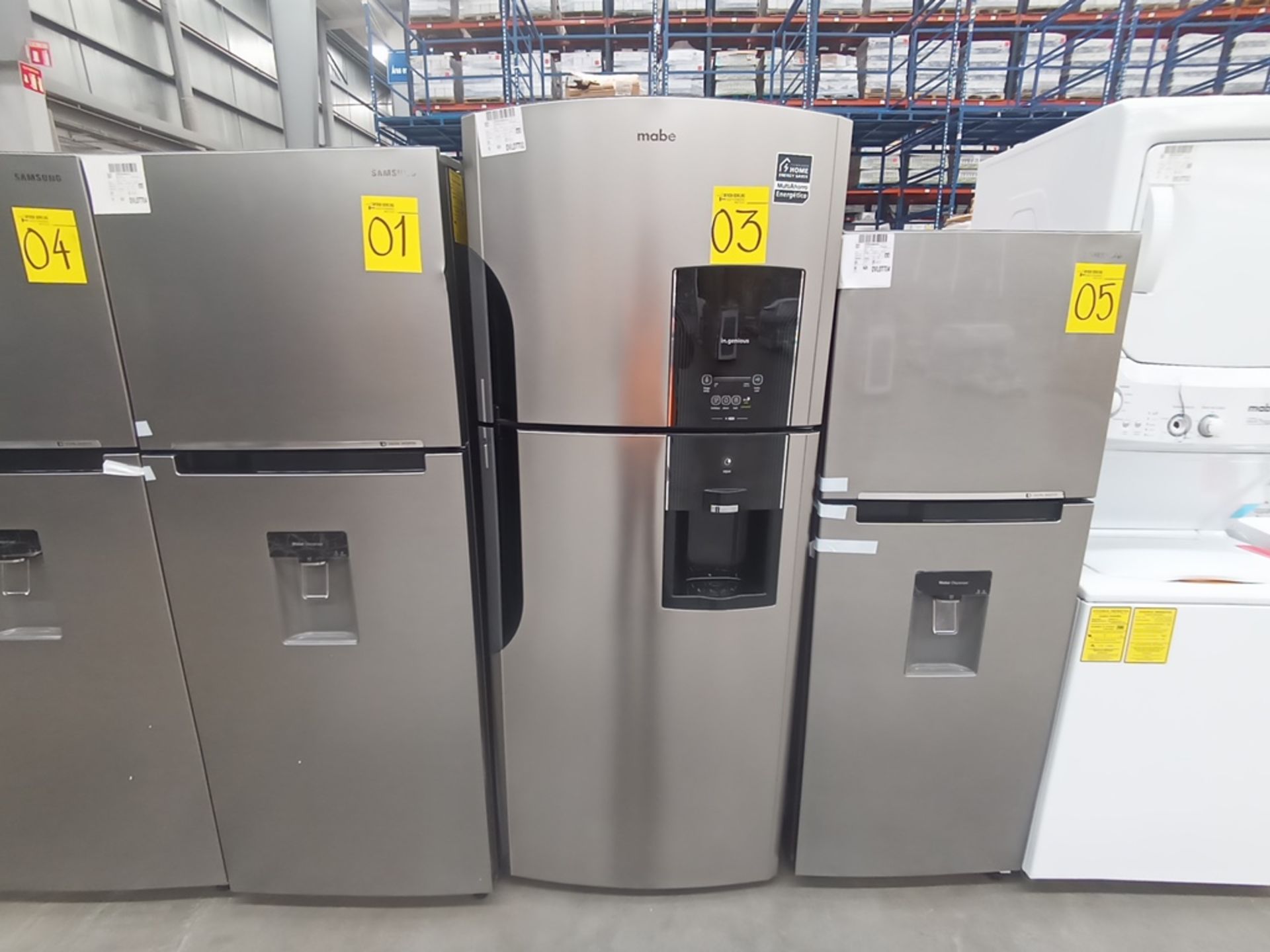 1 Refrigerador Marca Mabe, Modelo RMS6510IBMRXA, Serie 2201B408657, Color Gris, Golpeado, Favor de - Image 3 of 10