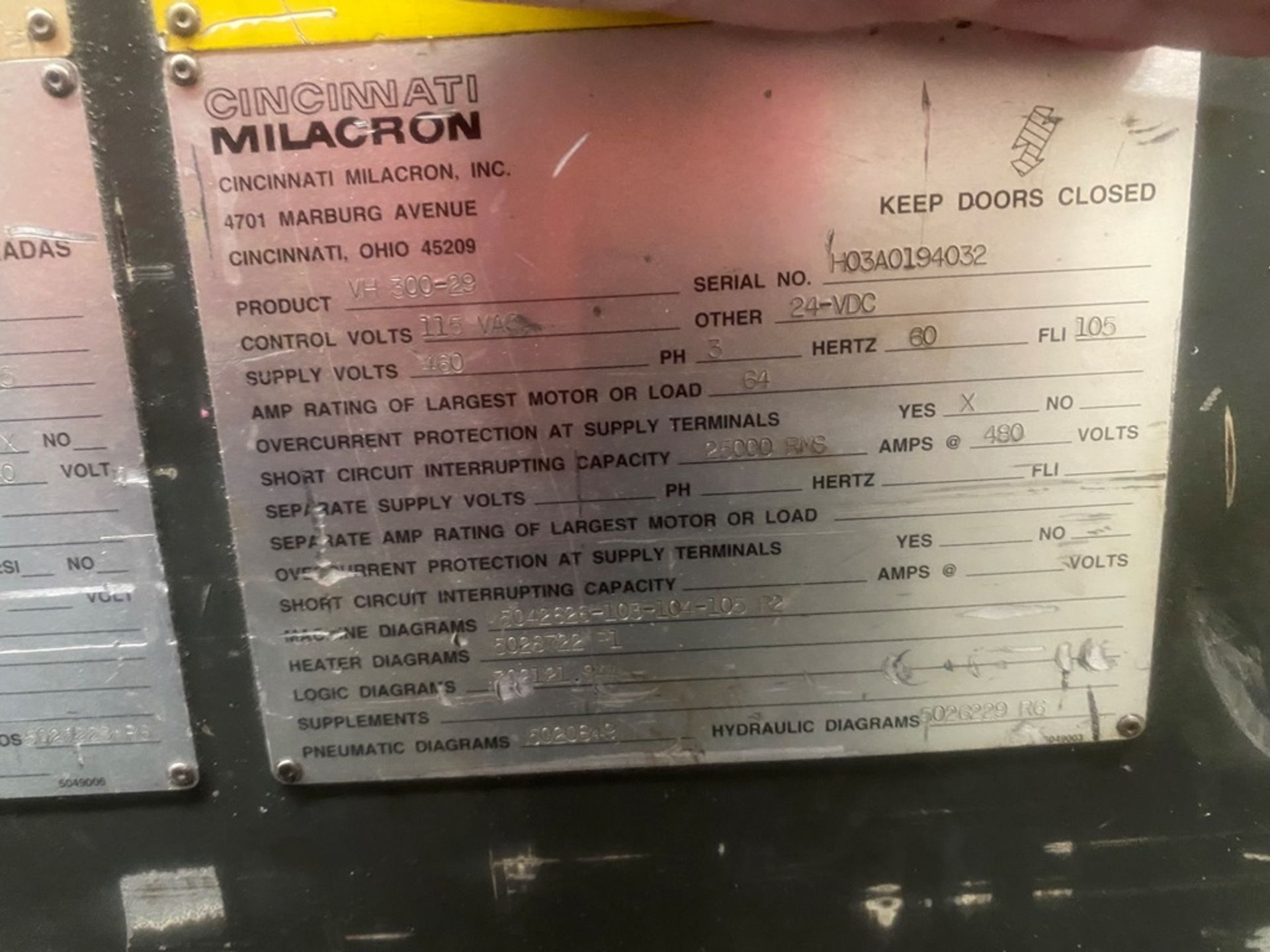 Cincinnati Milacron Plastic Injection Machine 300 Tons, Injection Capacity 822gr. - Image 52 of 82
