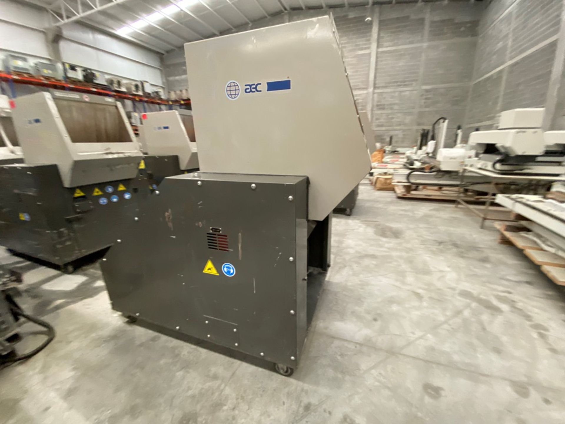 AEC Granulator for plastic of 25 HP, year 2016 current 460V/60Hz 3PH - Image 15 of 36