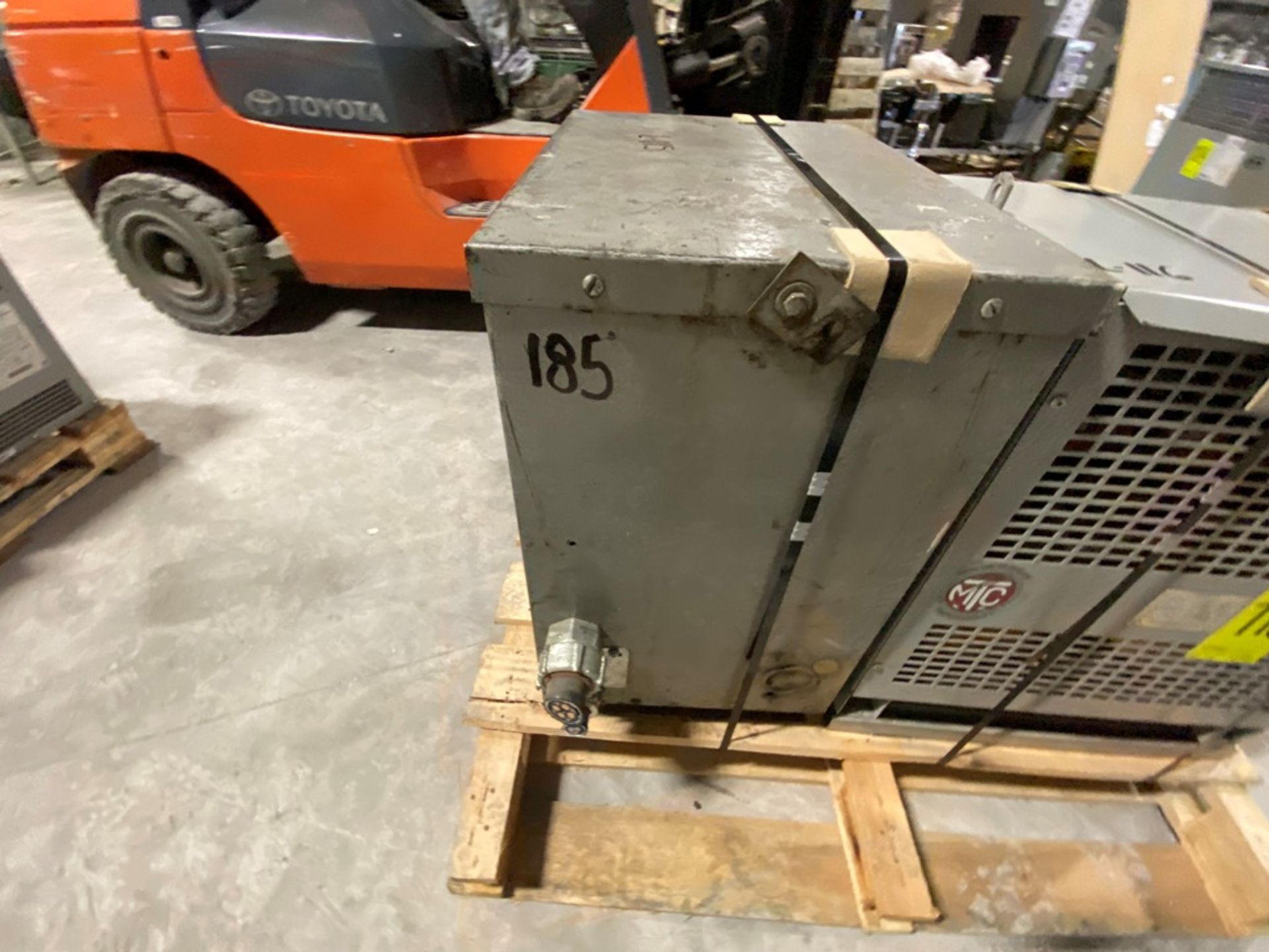 Marcus Three phase transformer dry type, Capacity 45KVA. - Image 7 of 17