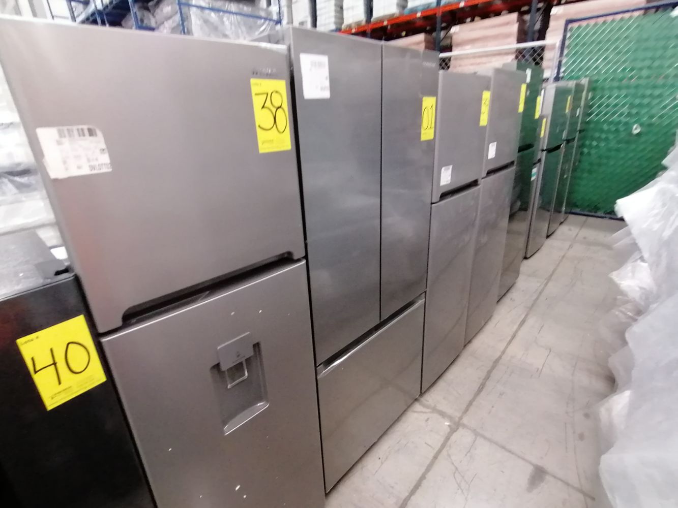 Walmart and Ecommerce Auction - Refrigerators, Freezers, Cooktops, Ovens, Stovetops, Furniture, Mattresses, Washers & Dryers